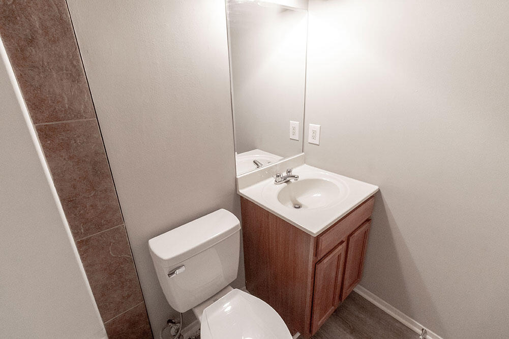 212 Wheaton Ct Property Photo 14