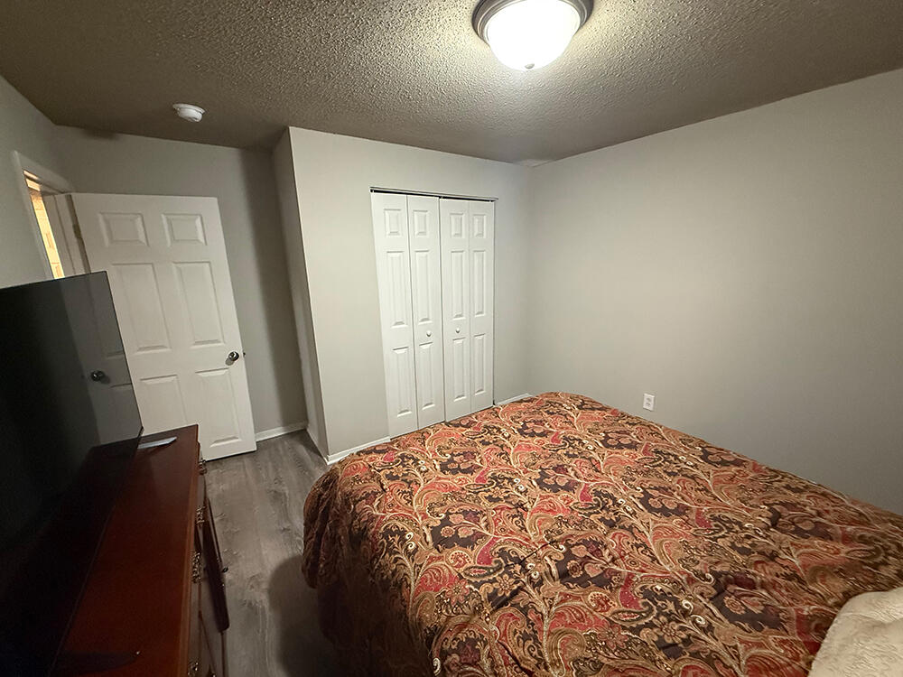 212 Wheaton Ct Property Photo 20