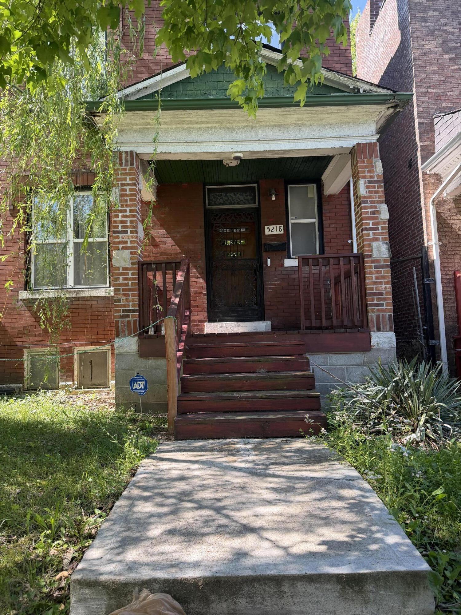 5218 Lotus Ave Property Photo 1