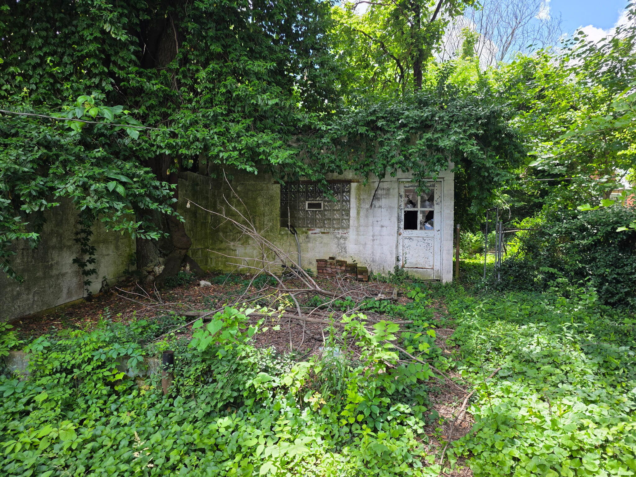 5218 Lotus Ave Property Photo 27