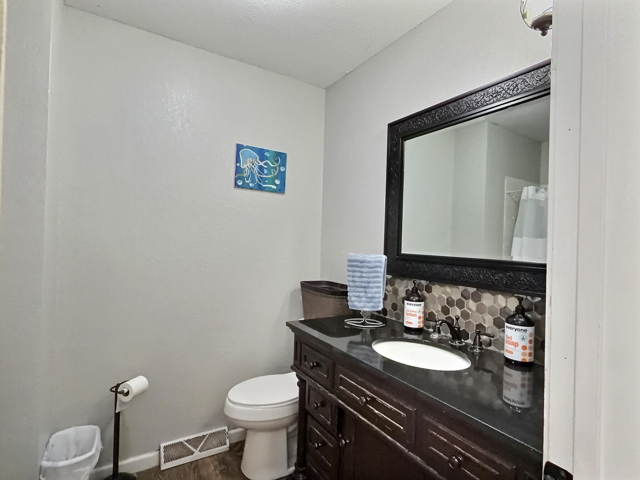 1133 Eastview Ct Property Photo 18