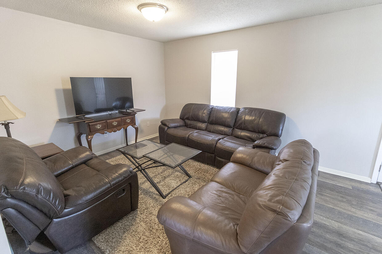 201 Wheaton Ct Property Photo 5