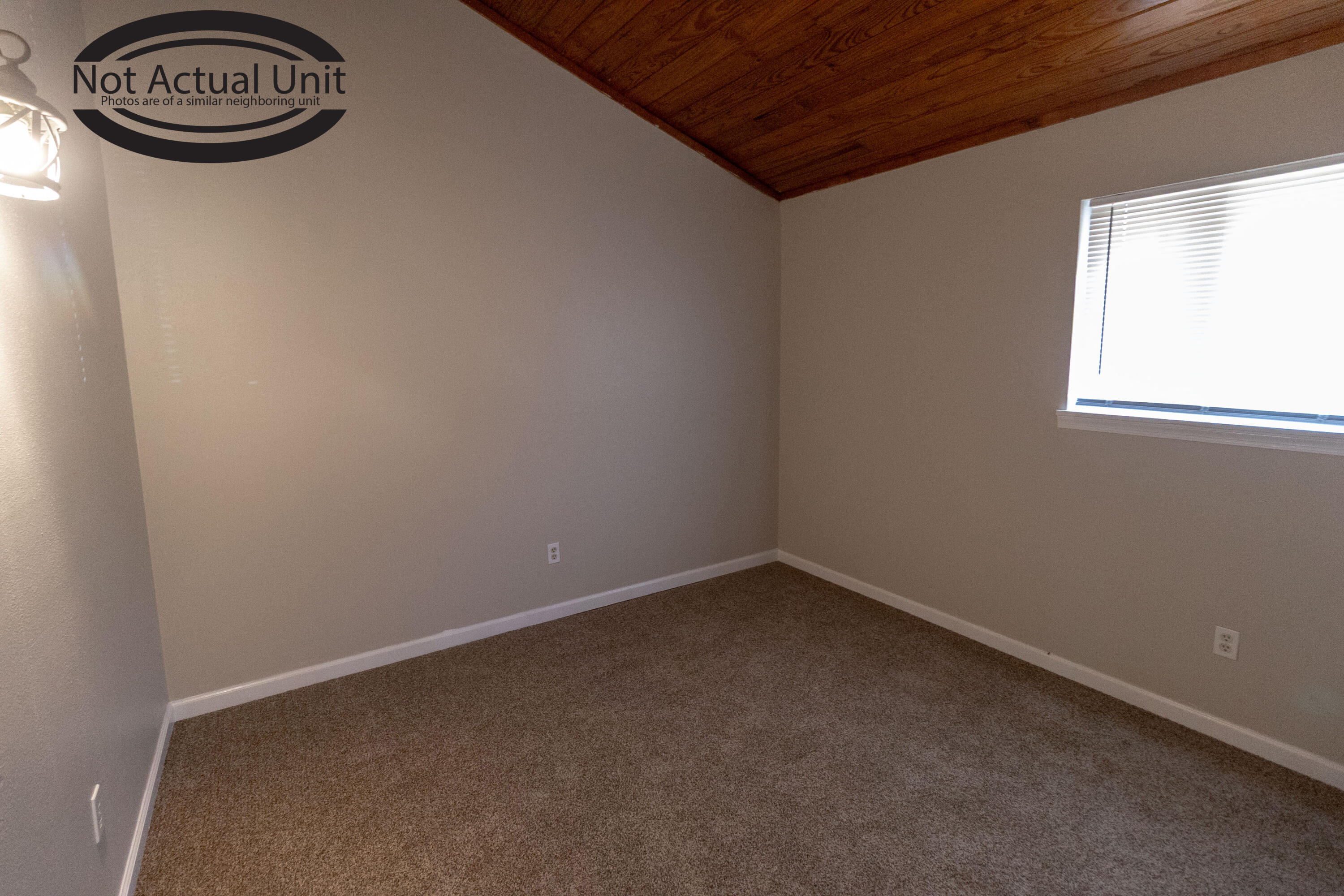 700 W Cunningham Dr C Property Photo 11