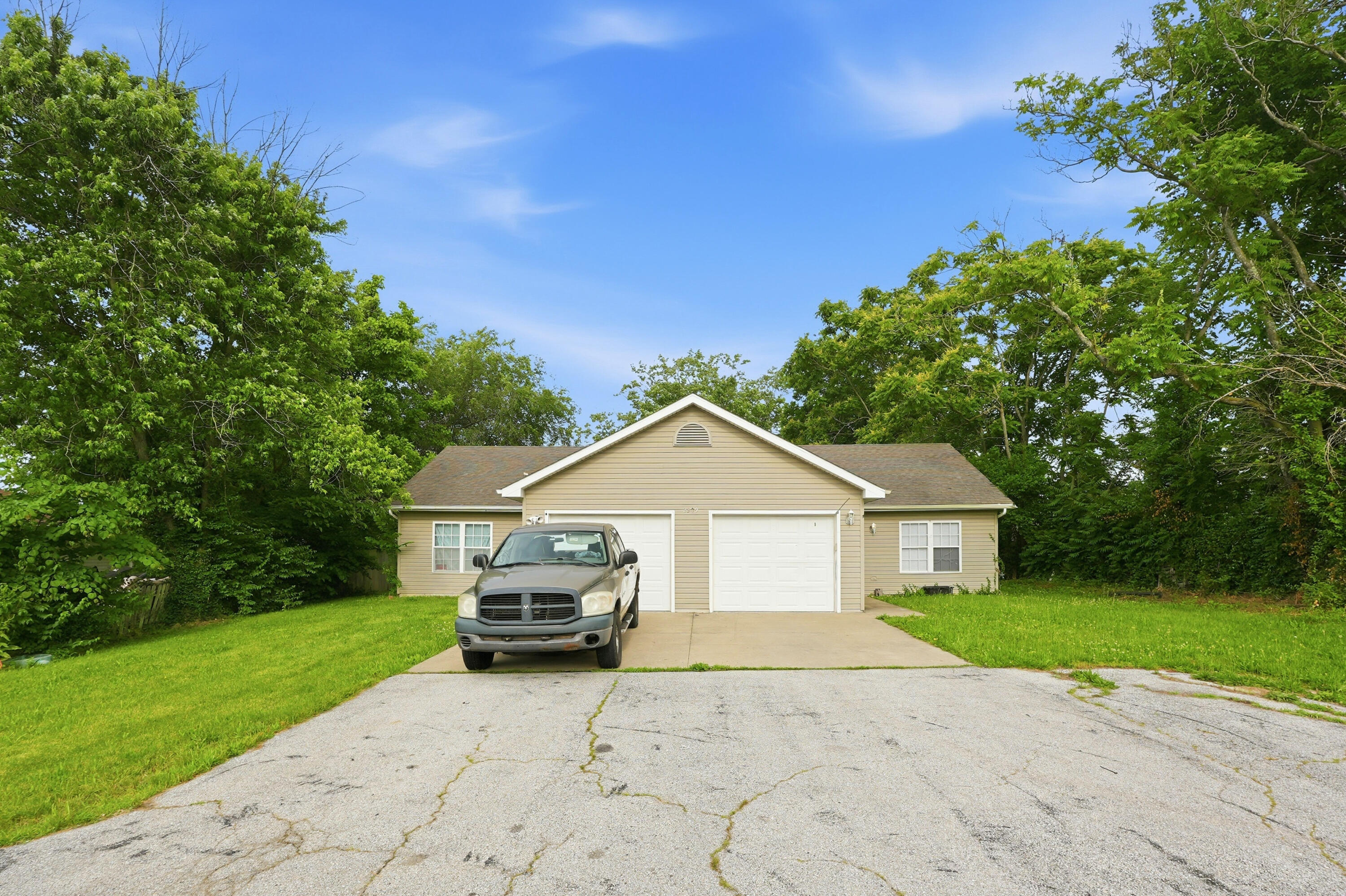 2309 Ballenger Ln A & B Property Photo 1
