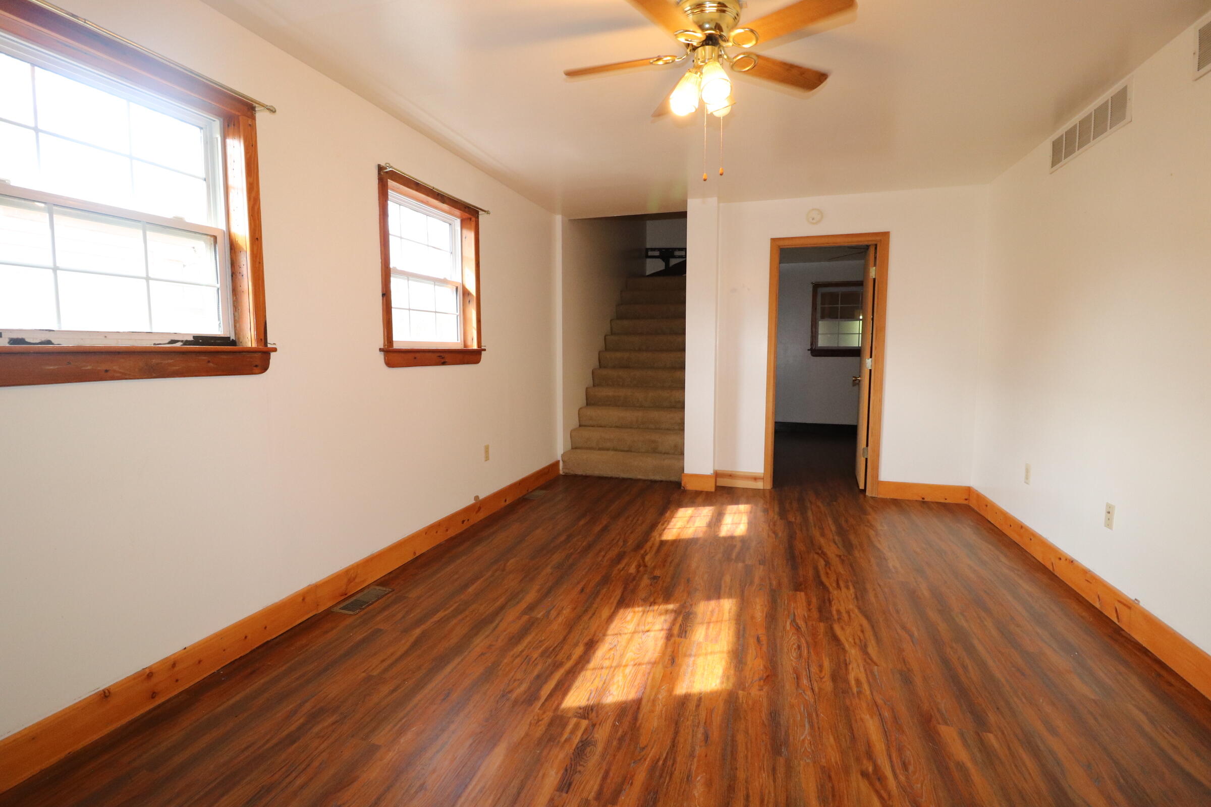 825 High St Property Photo 9