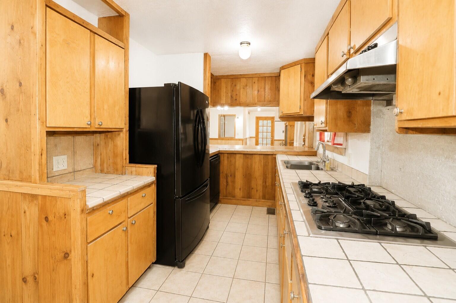 825 High St Property Photo 12