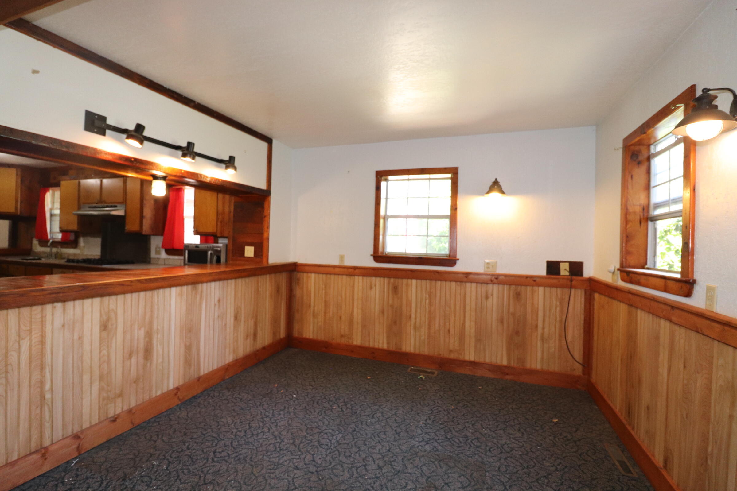 825 High St Property Photo 17