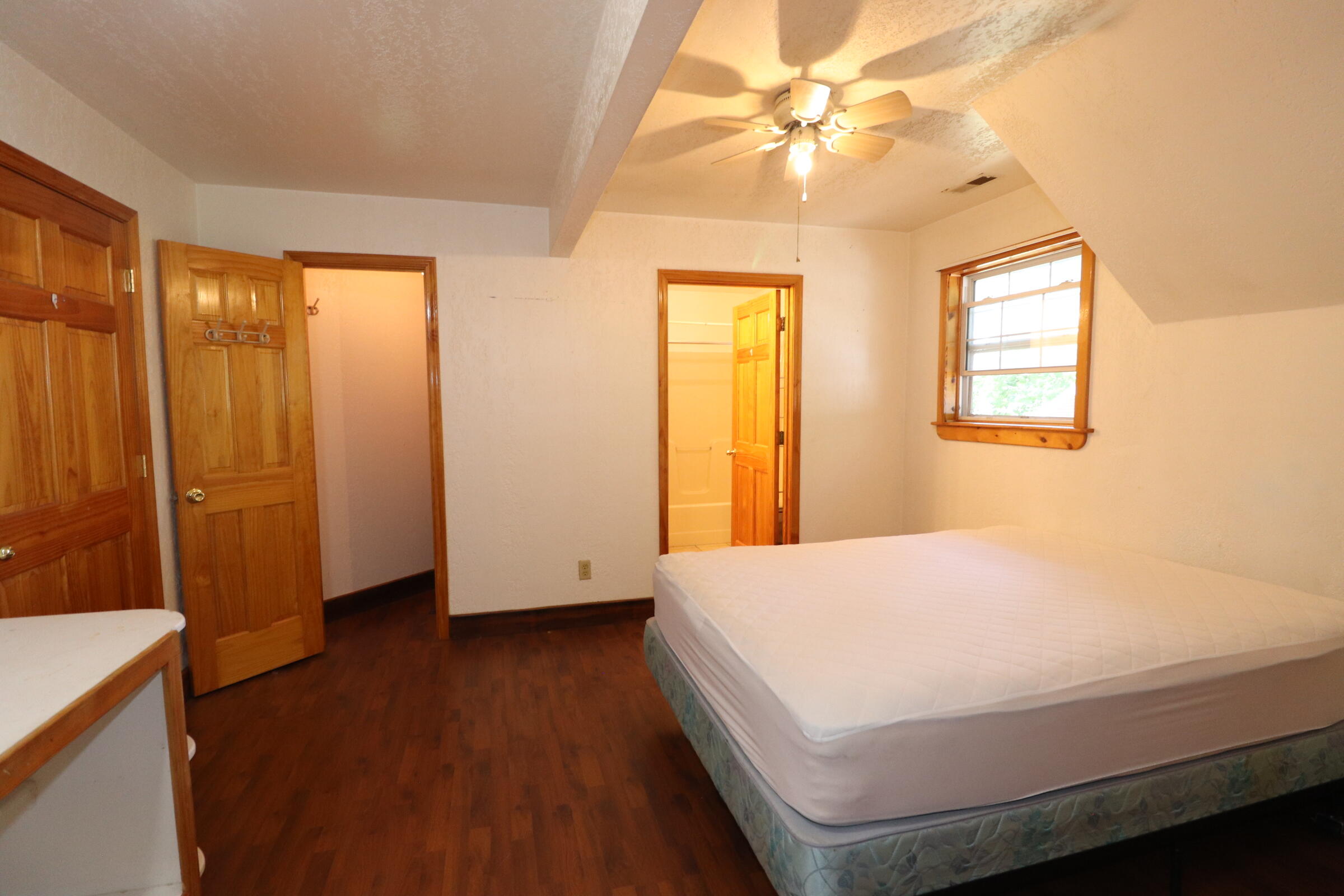 825 High St Property Photo 38