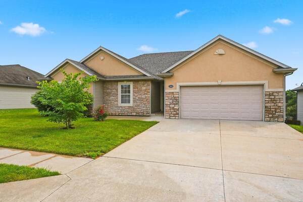 3112 Ballard Mill Dr Property Photo 1