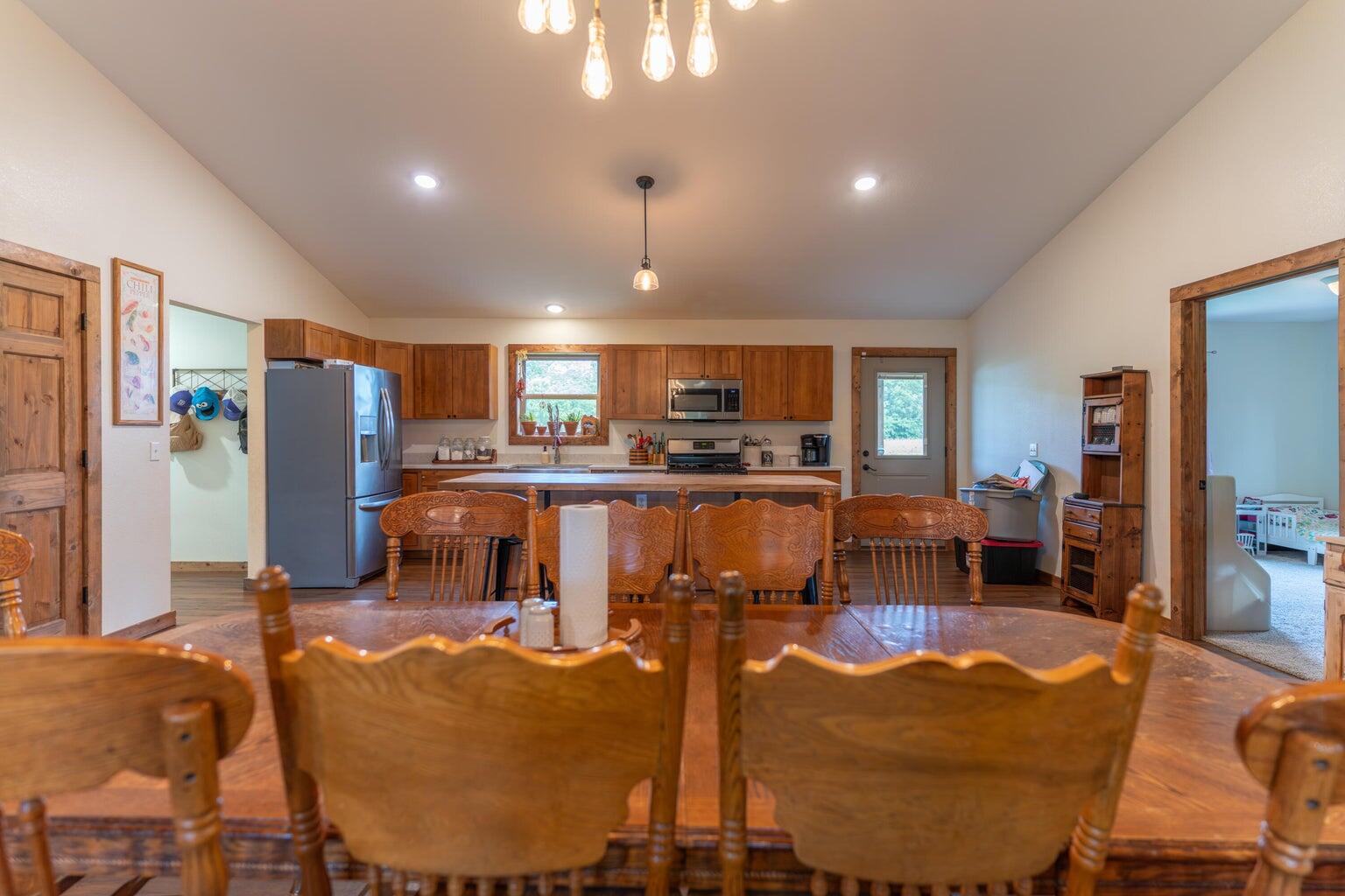 22411 Gaslight Pl Property Photo 11