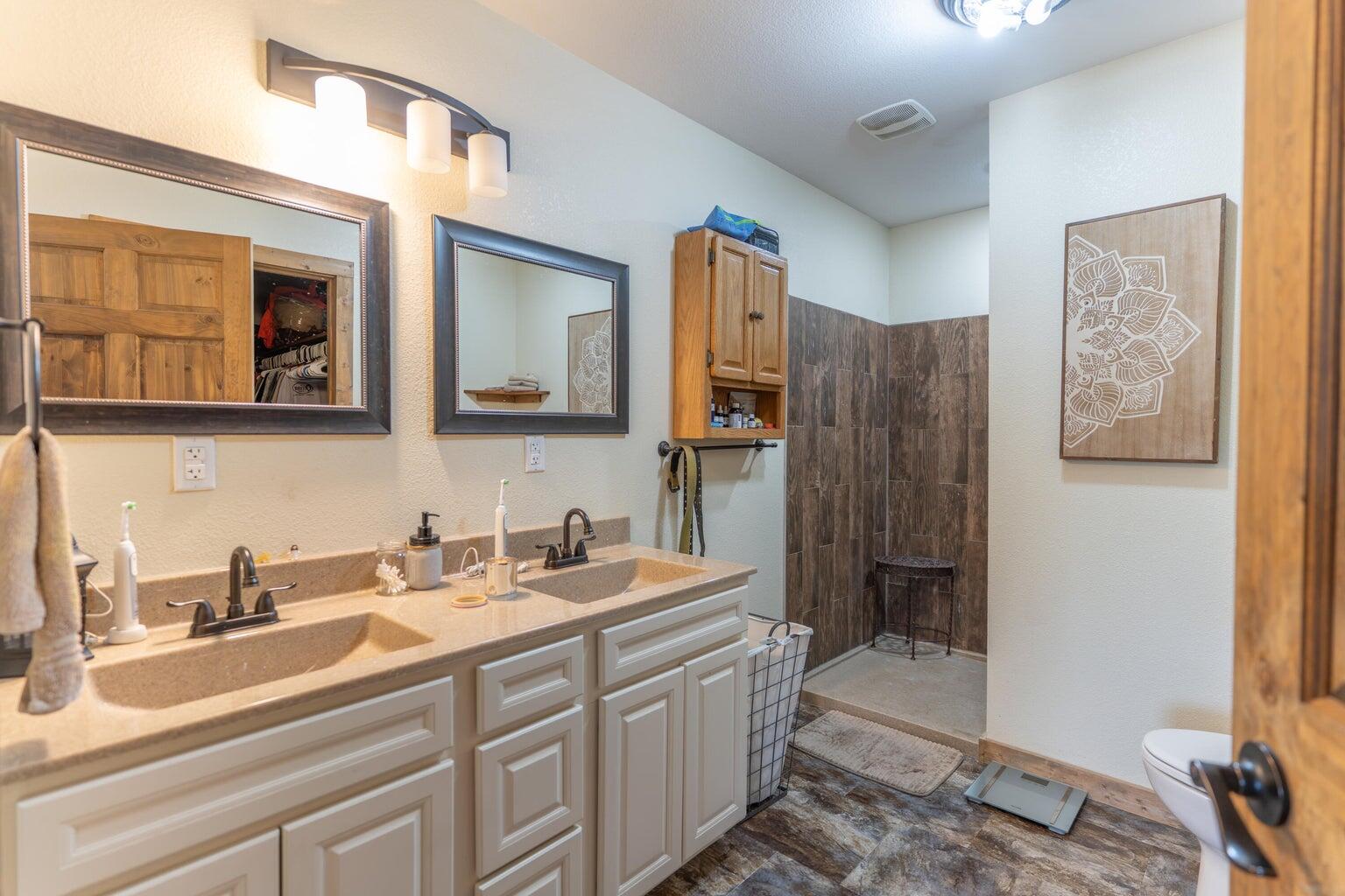 22411 Gaslight Pl Property Photo 16