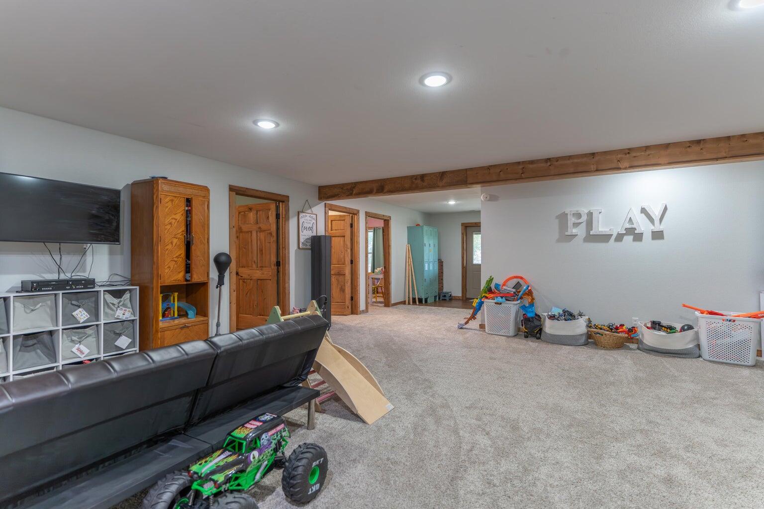 22411 Gaslight Pl Property Photo 23