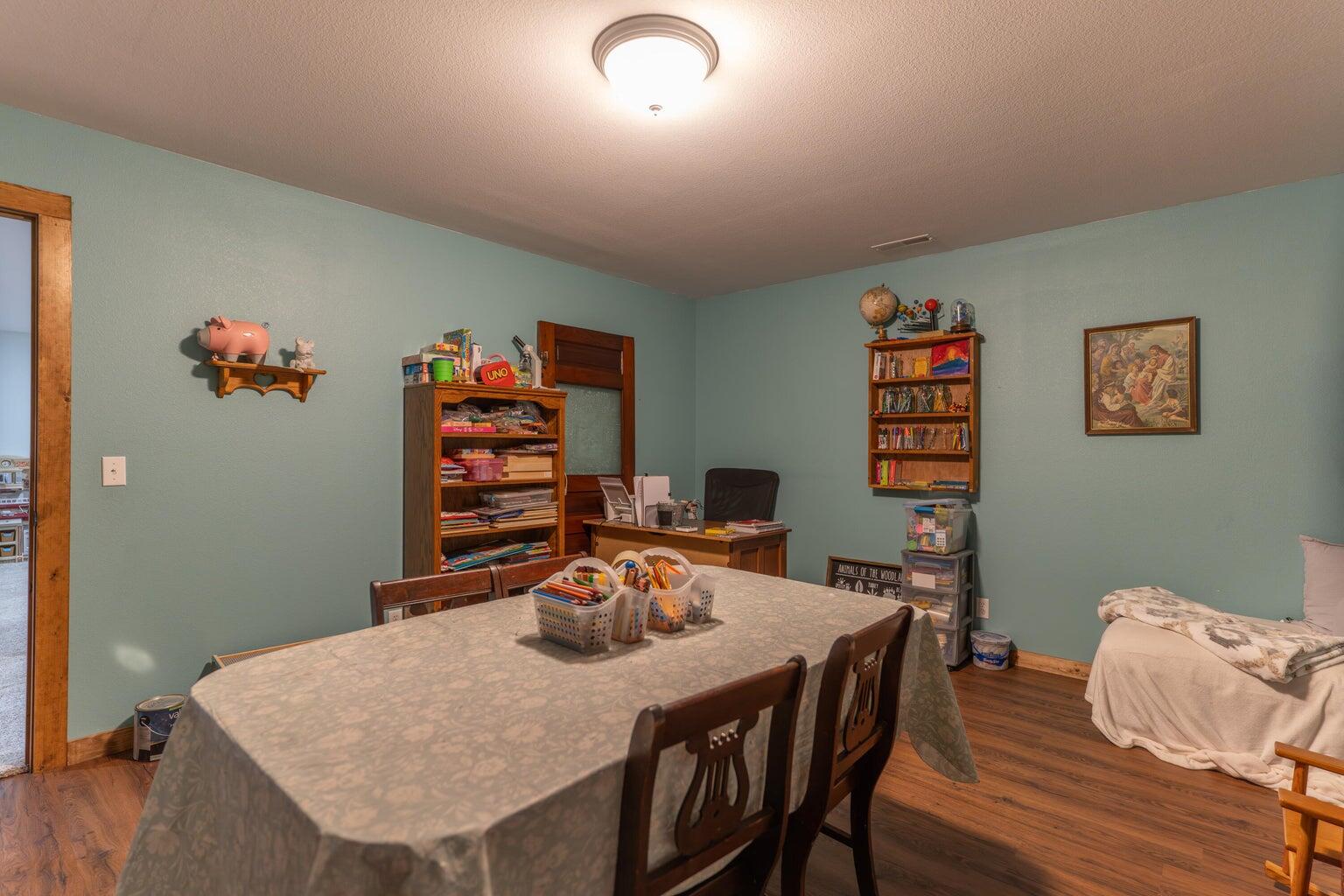 22411 Gaslight Pl Property Photo 25