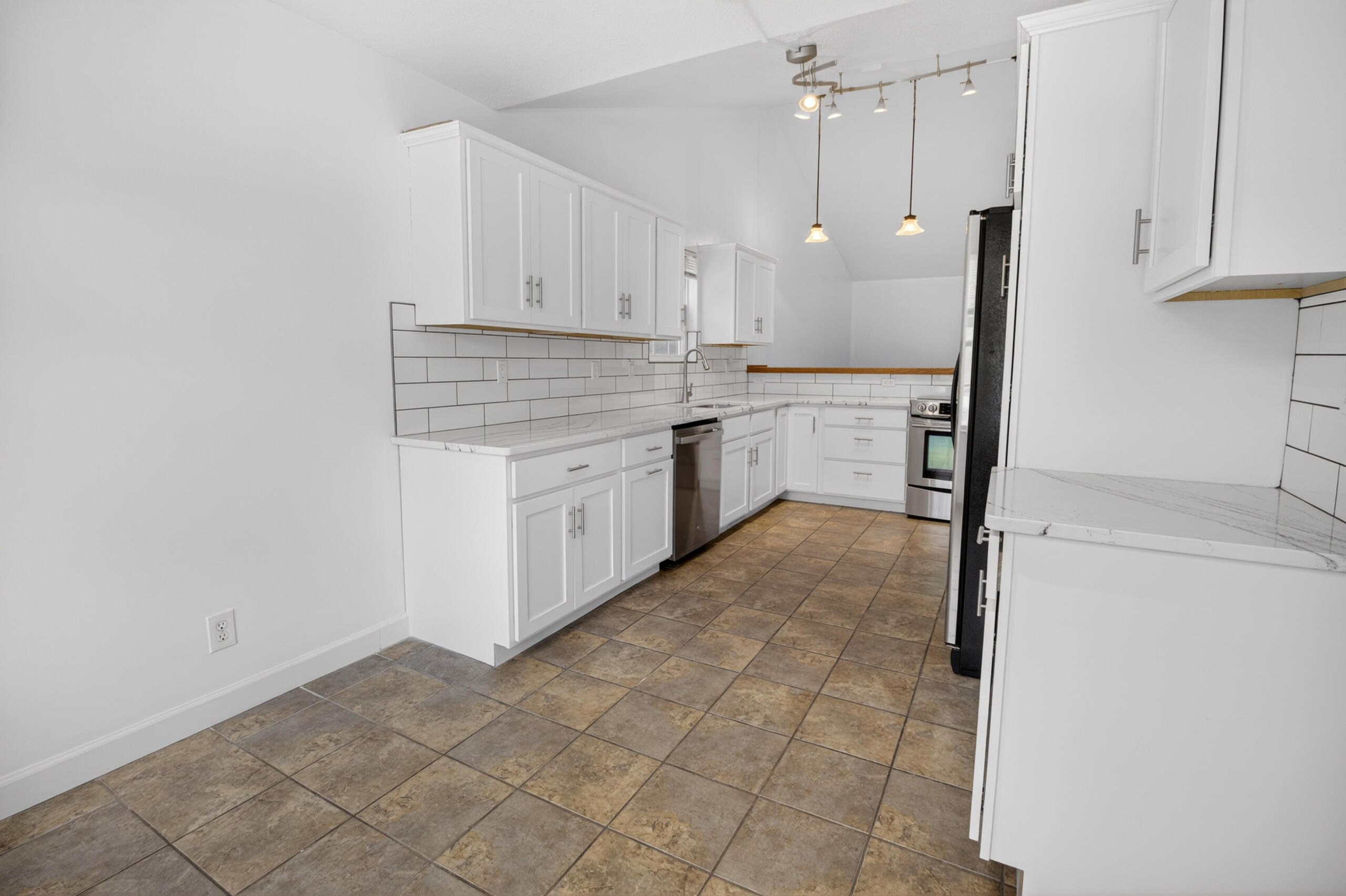 2902 Yoko Ct Property Photo 28