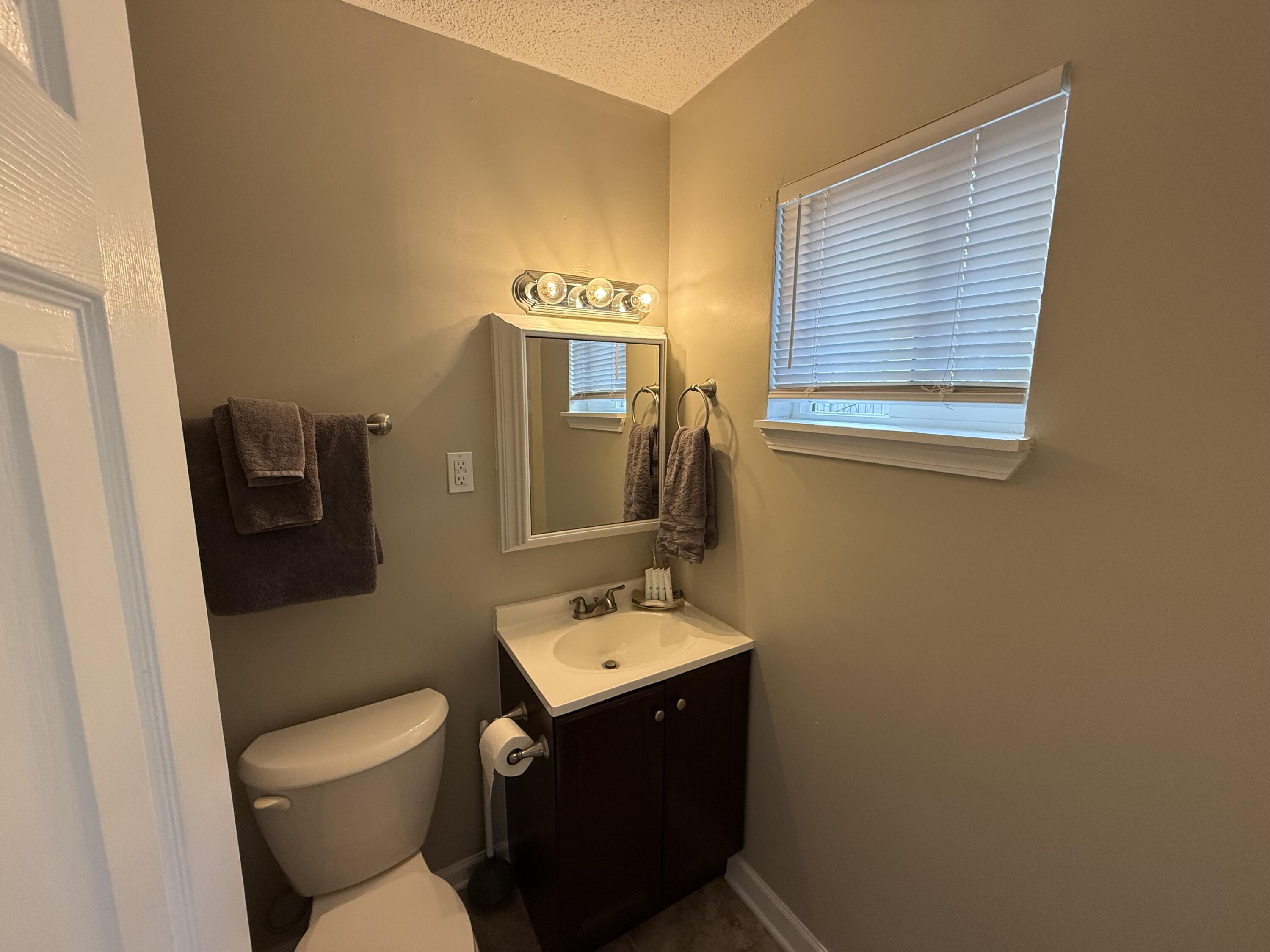 105 N Garth Ave 41 Property Photo 6
