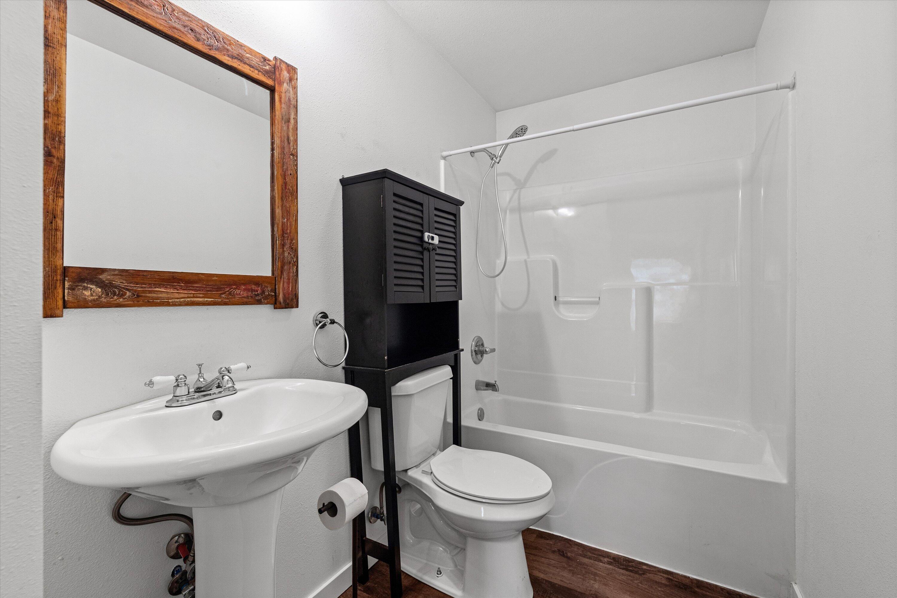 413 N Lee St Property Photo 14