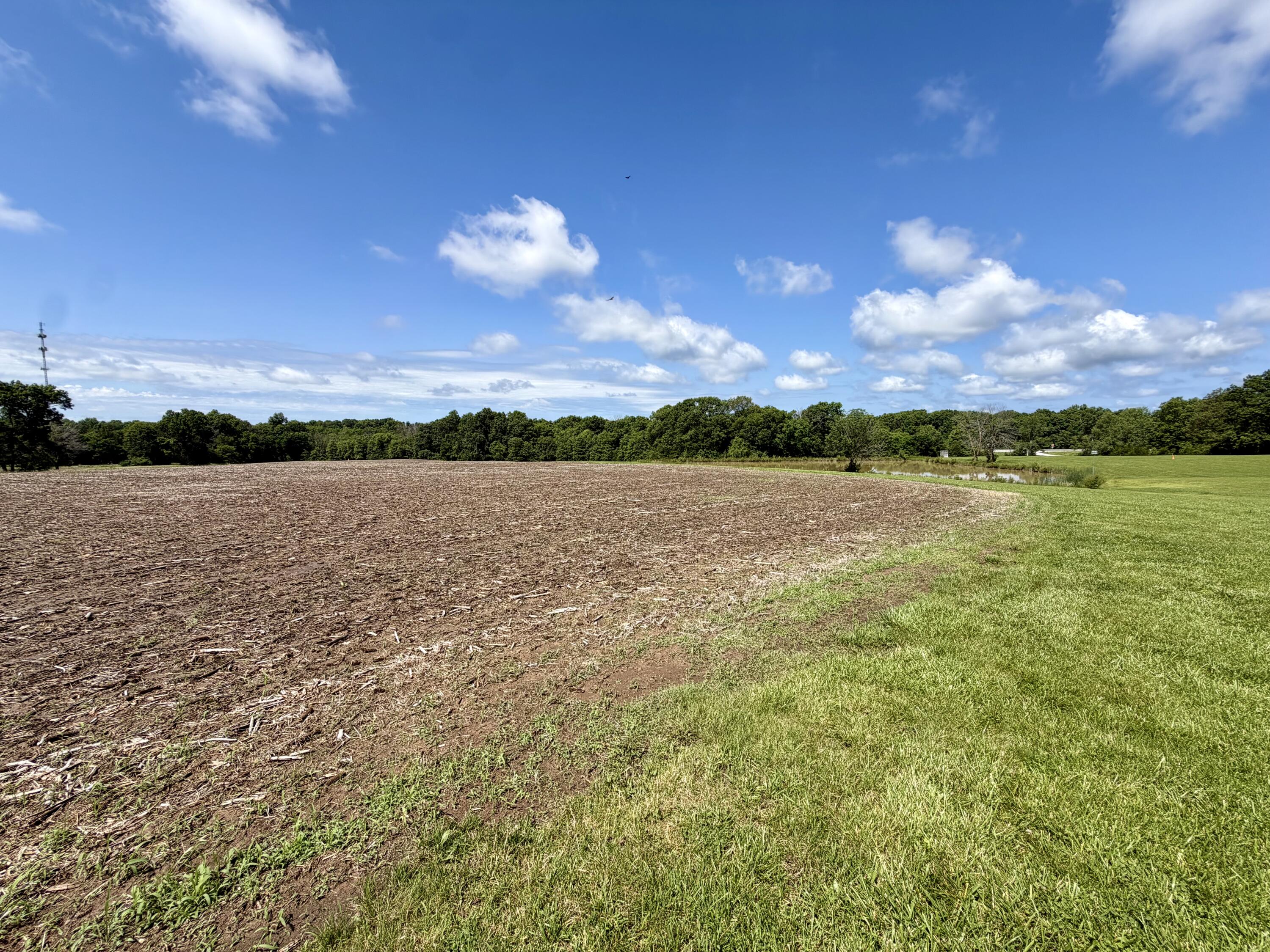 600 E Canole Rd Property Photo 10