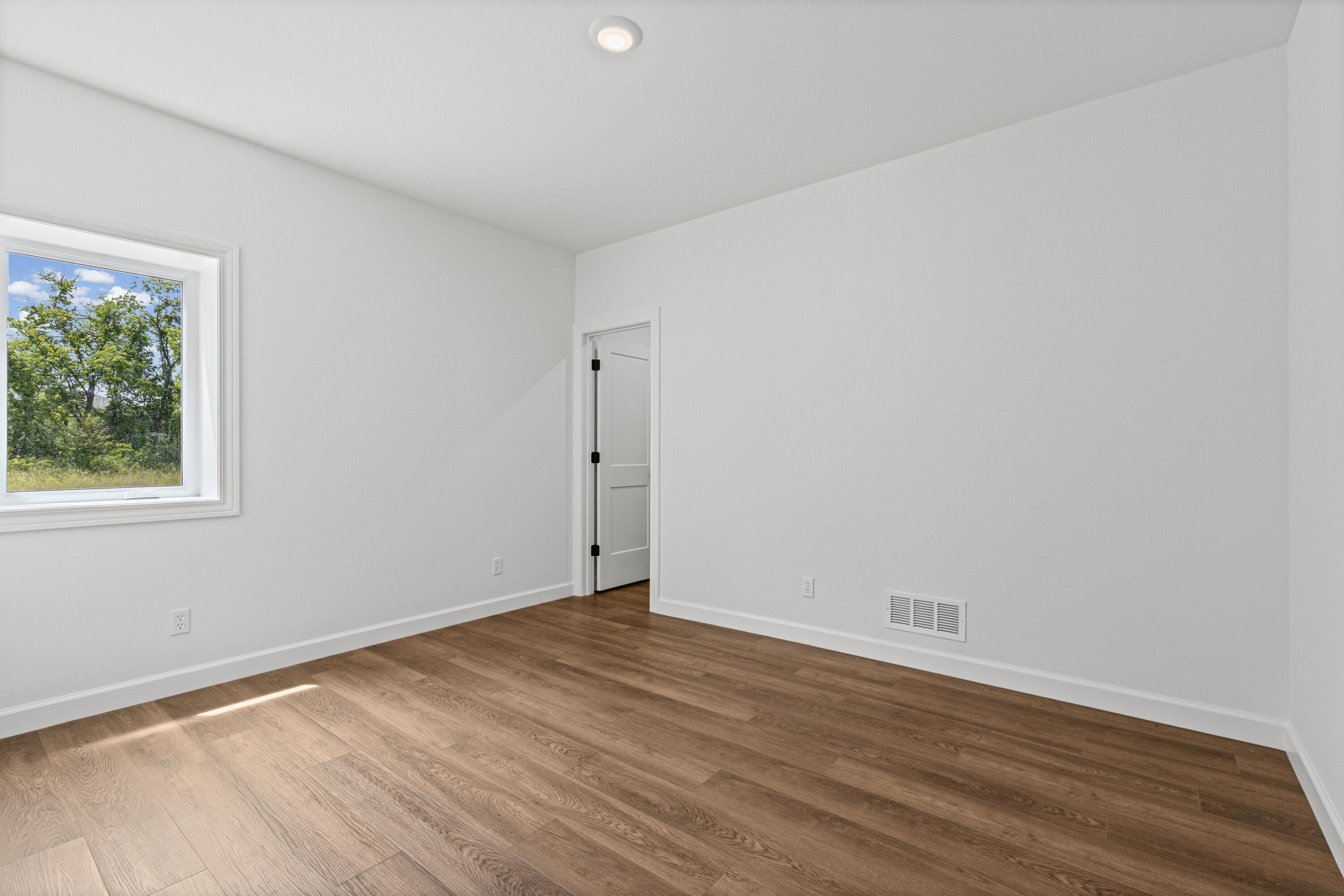 3923 Forester Ct Property Photo 32