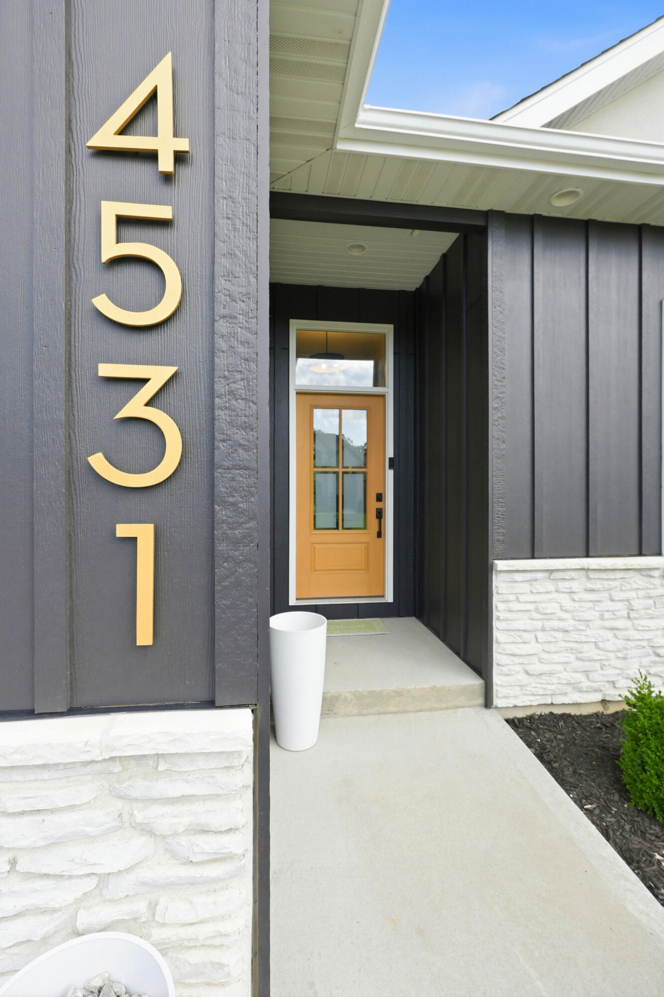 4531 Stonington Ct Property Photo 20