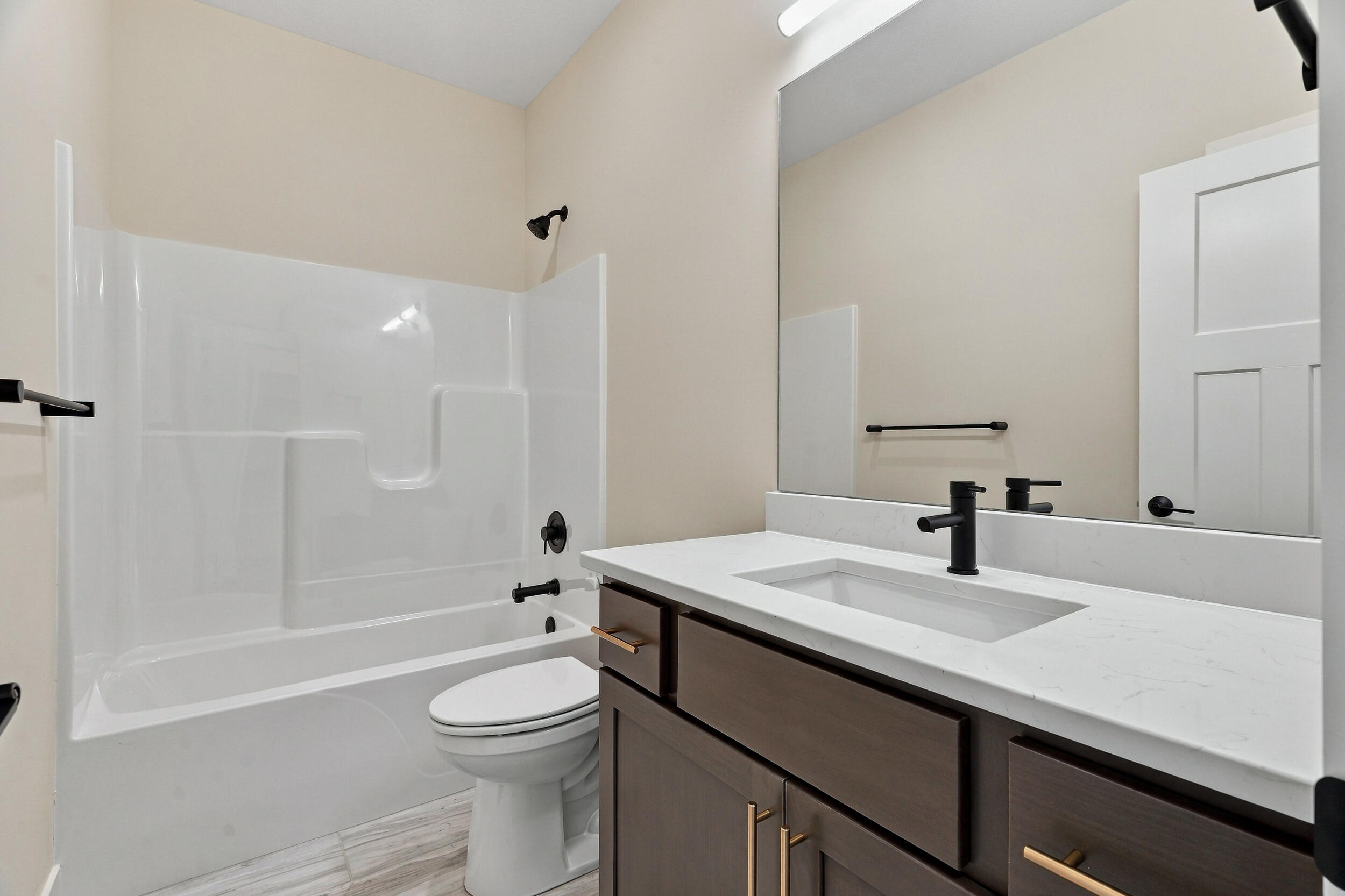 25321 Silvercrest Ct Property Photo 33