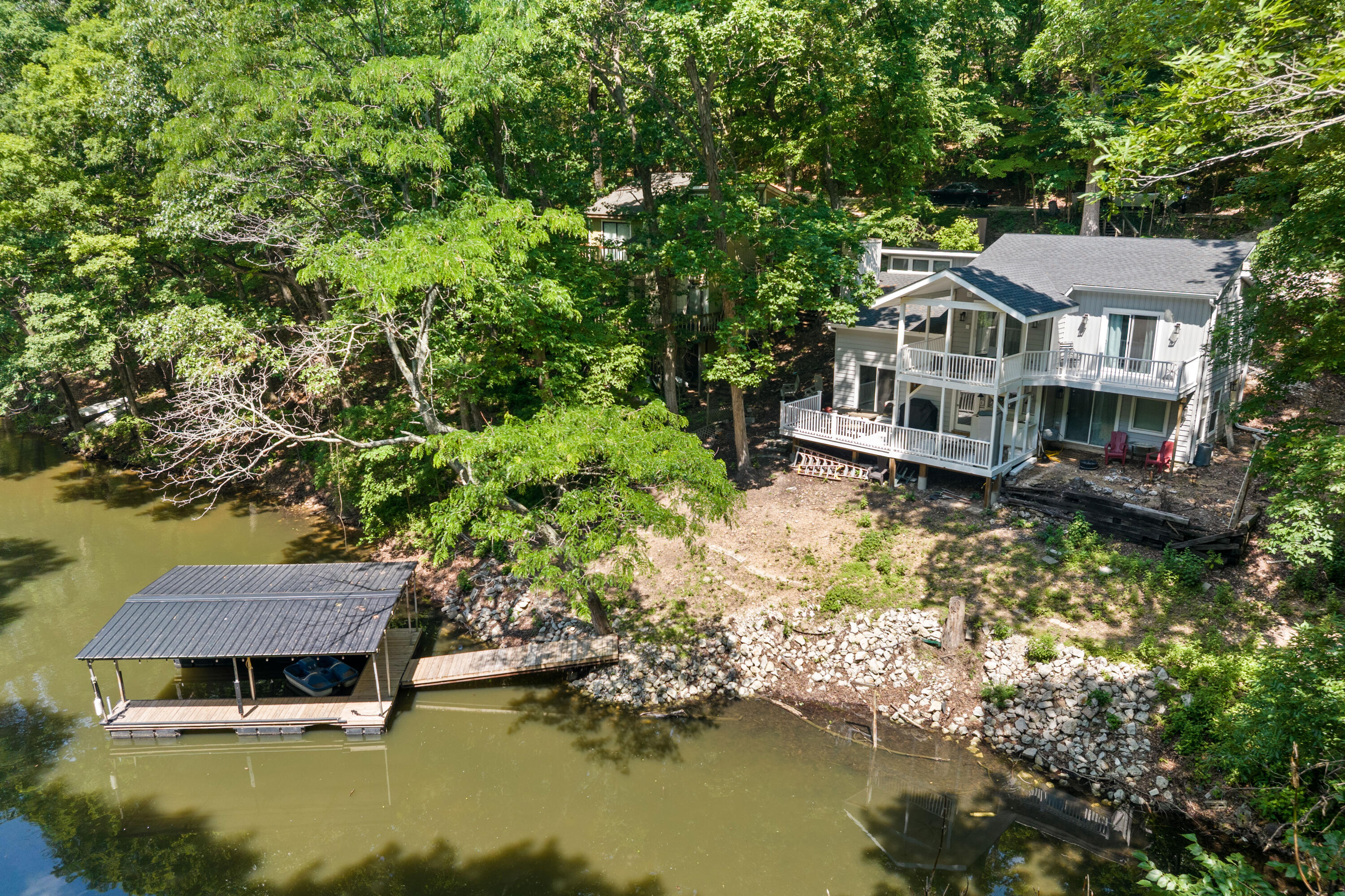 48 Lake Village Rd Property Photo 1