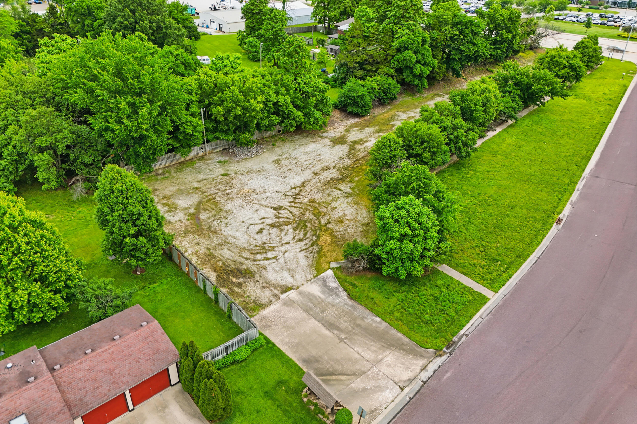 E Shalimar Dr Property Photo 15