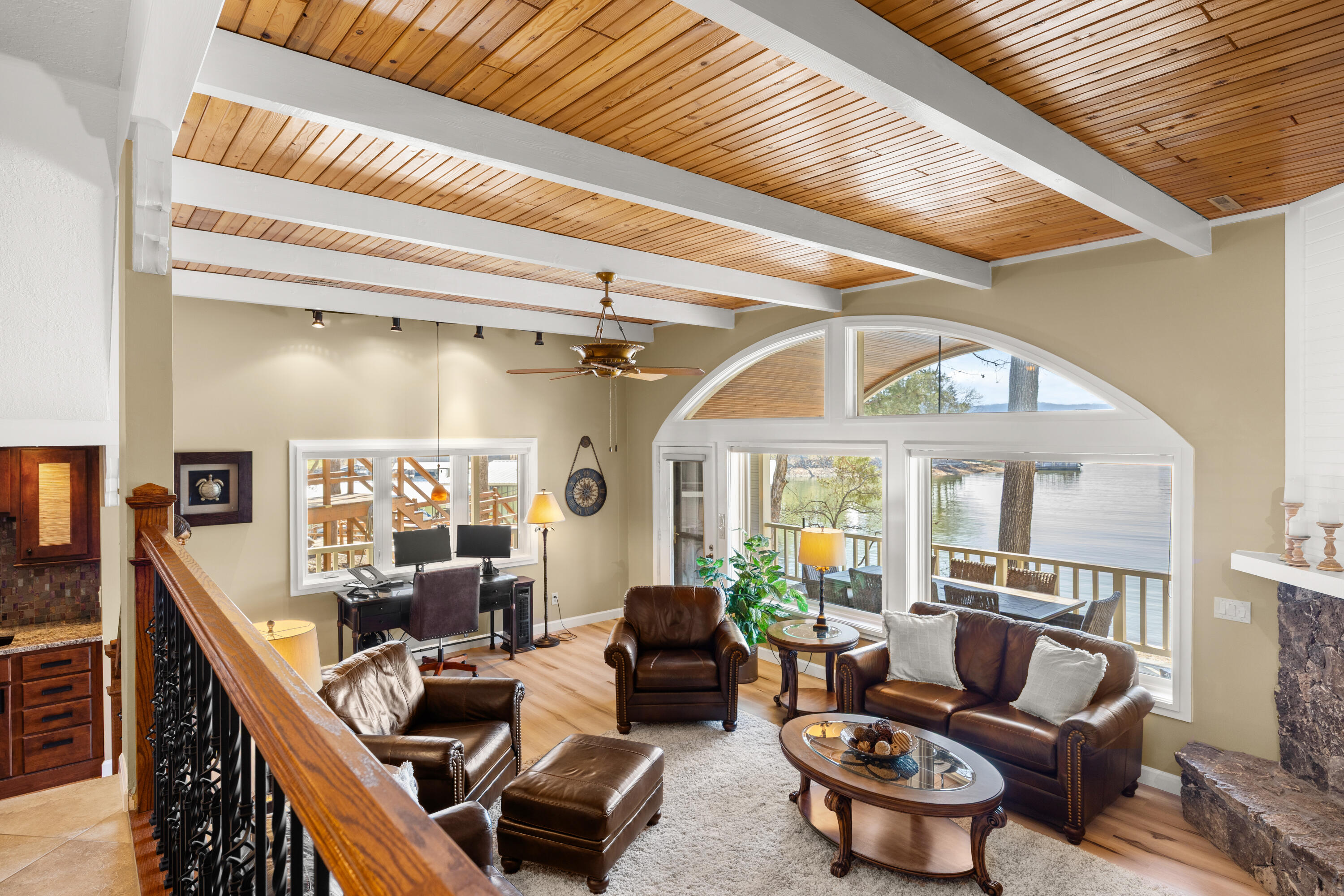 6620 E Lake Point Dr 18 Property Photo 15