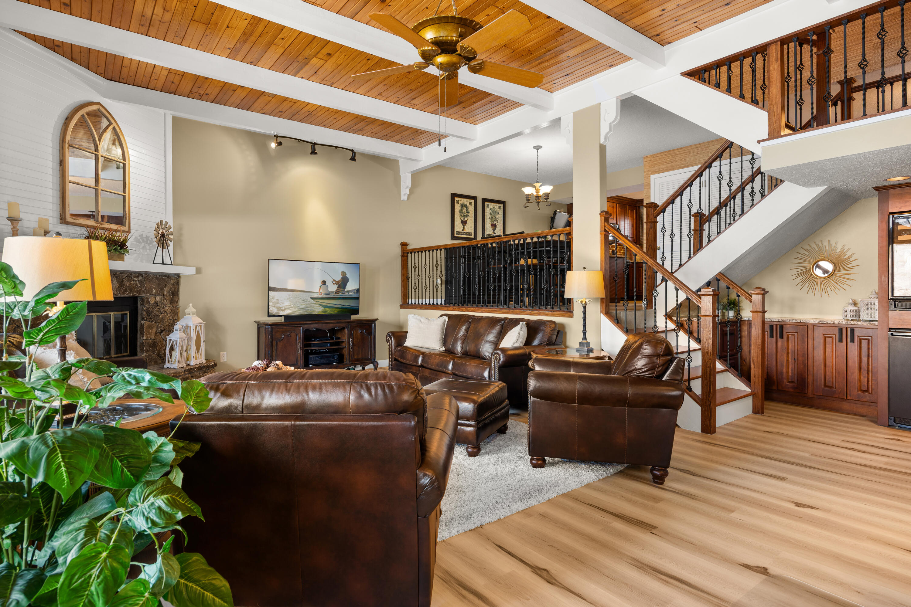 6620 E Lake Point Dr 18 Property Photo 19