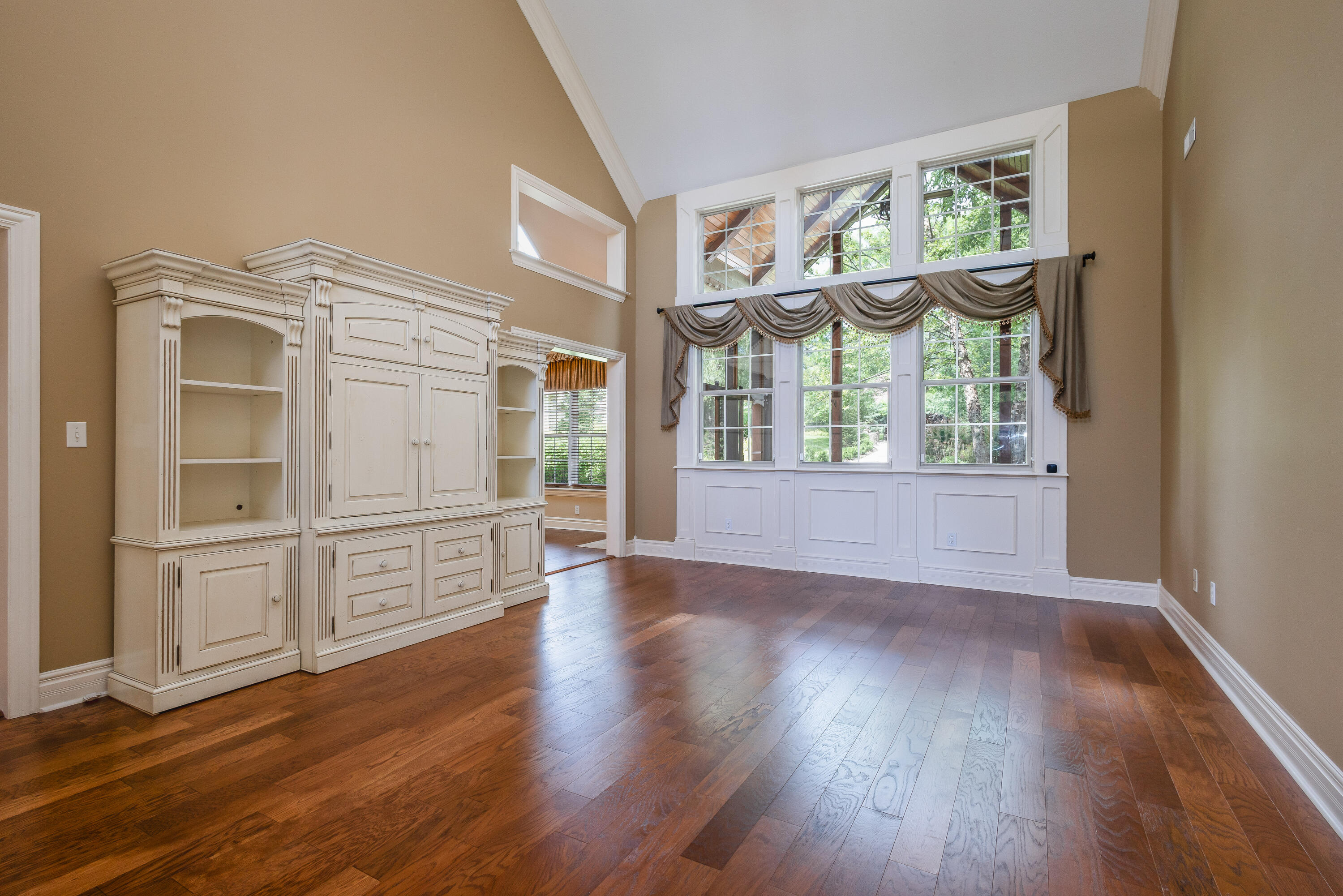 5613 Majestic Cir Property Photo 7
