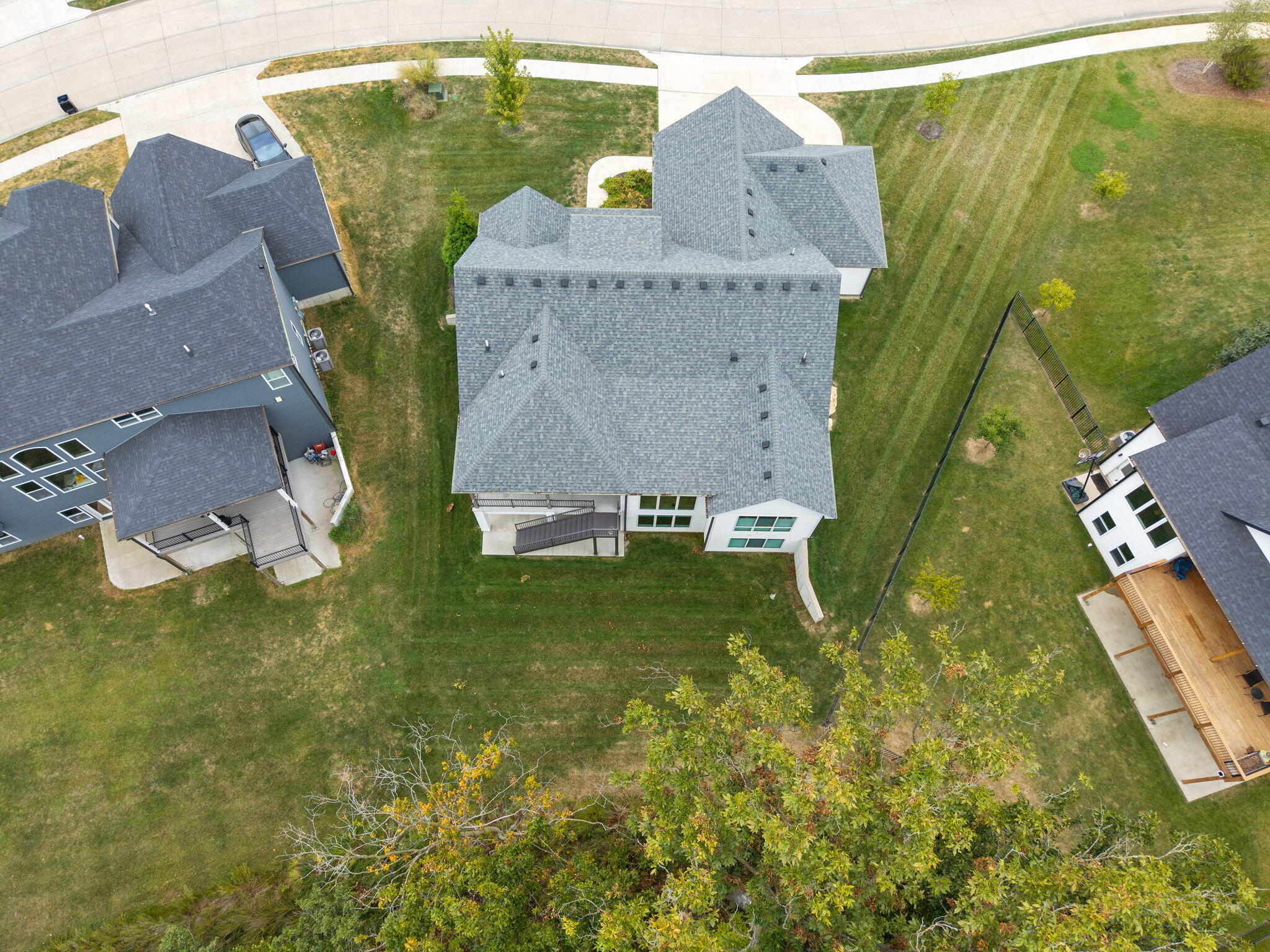7337 Sella Ct Property Photo 40