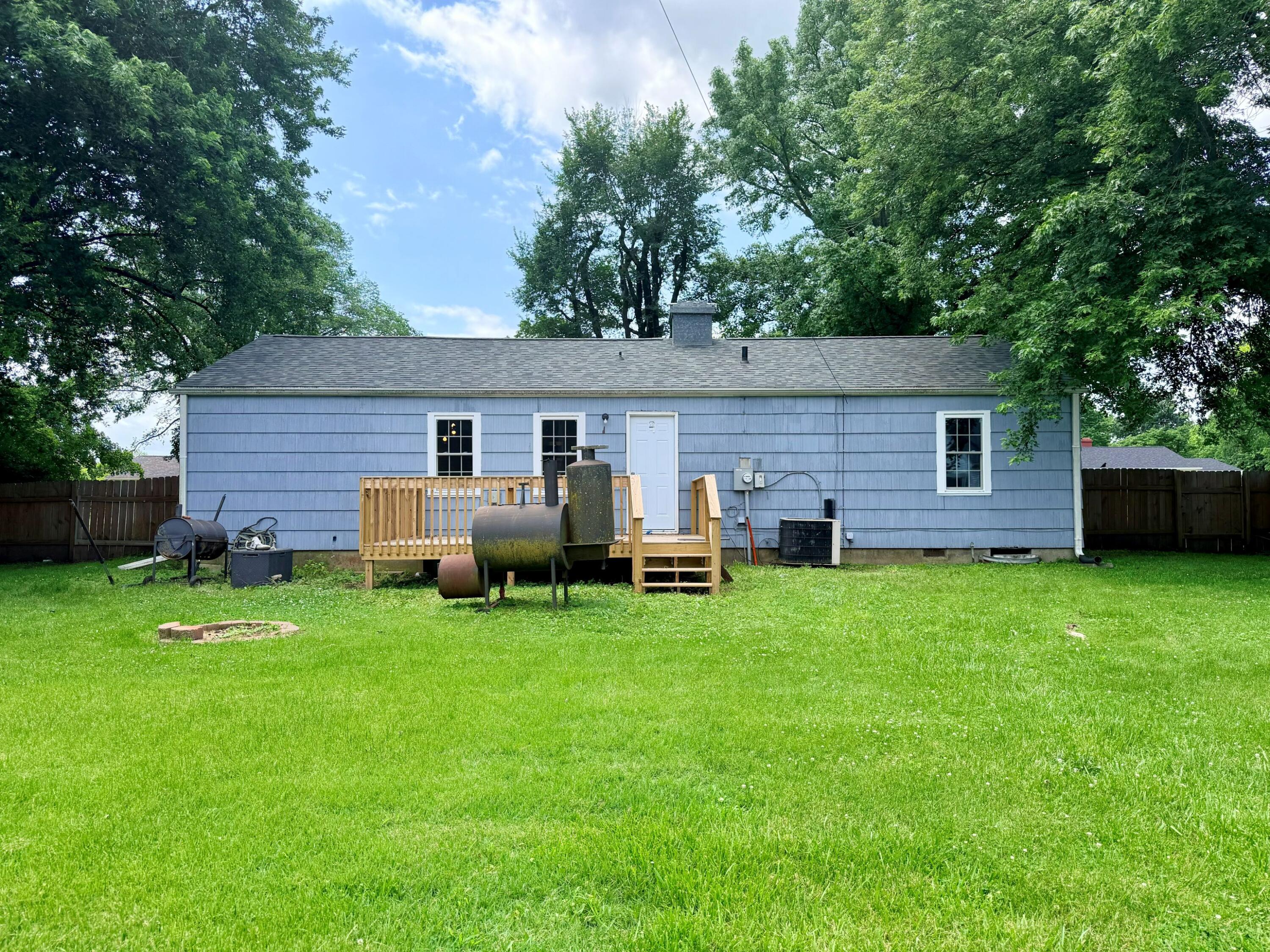 329 North Dr Property Photo 16