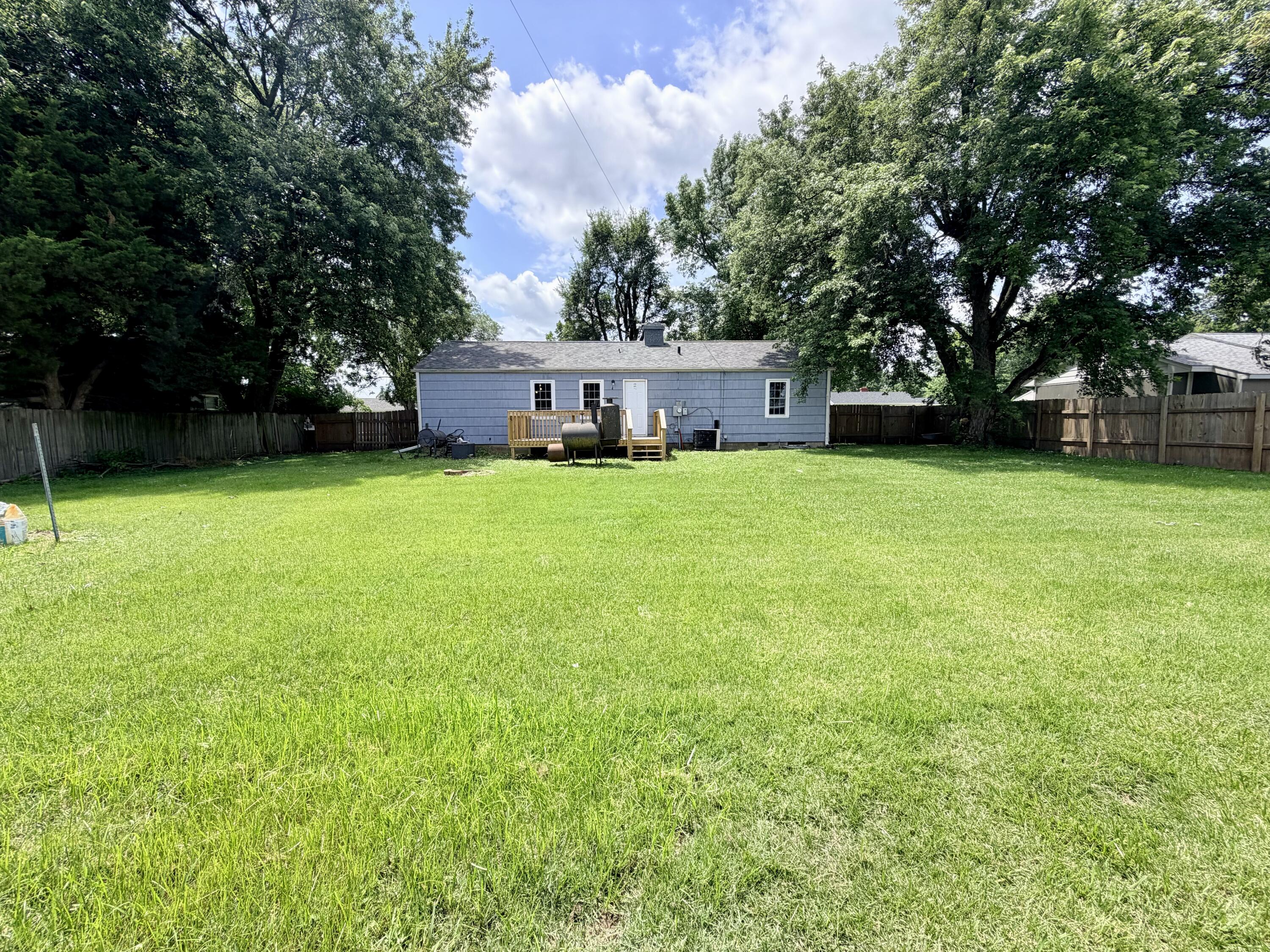 329 North Dr Property Photo 17