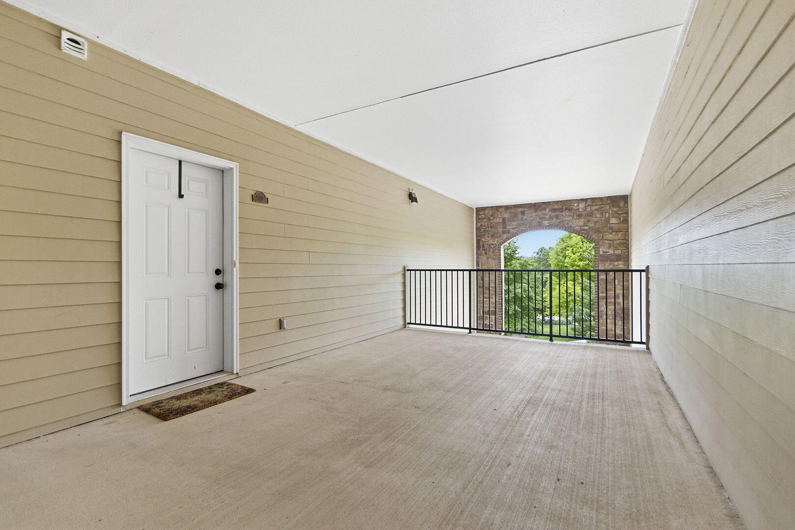 4008 W Worley St 302 Property Photo 2