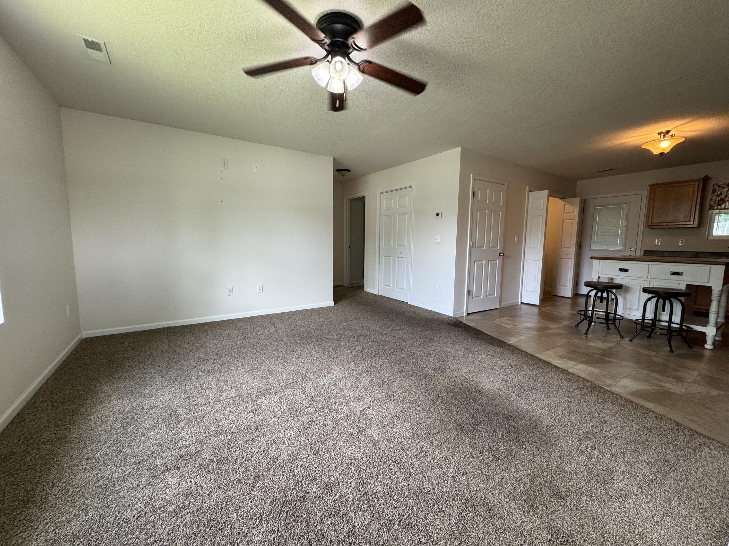 1039 Carrico St Property Photo 5
