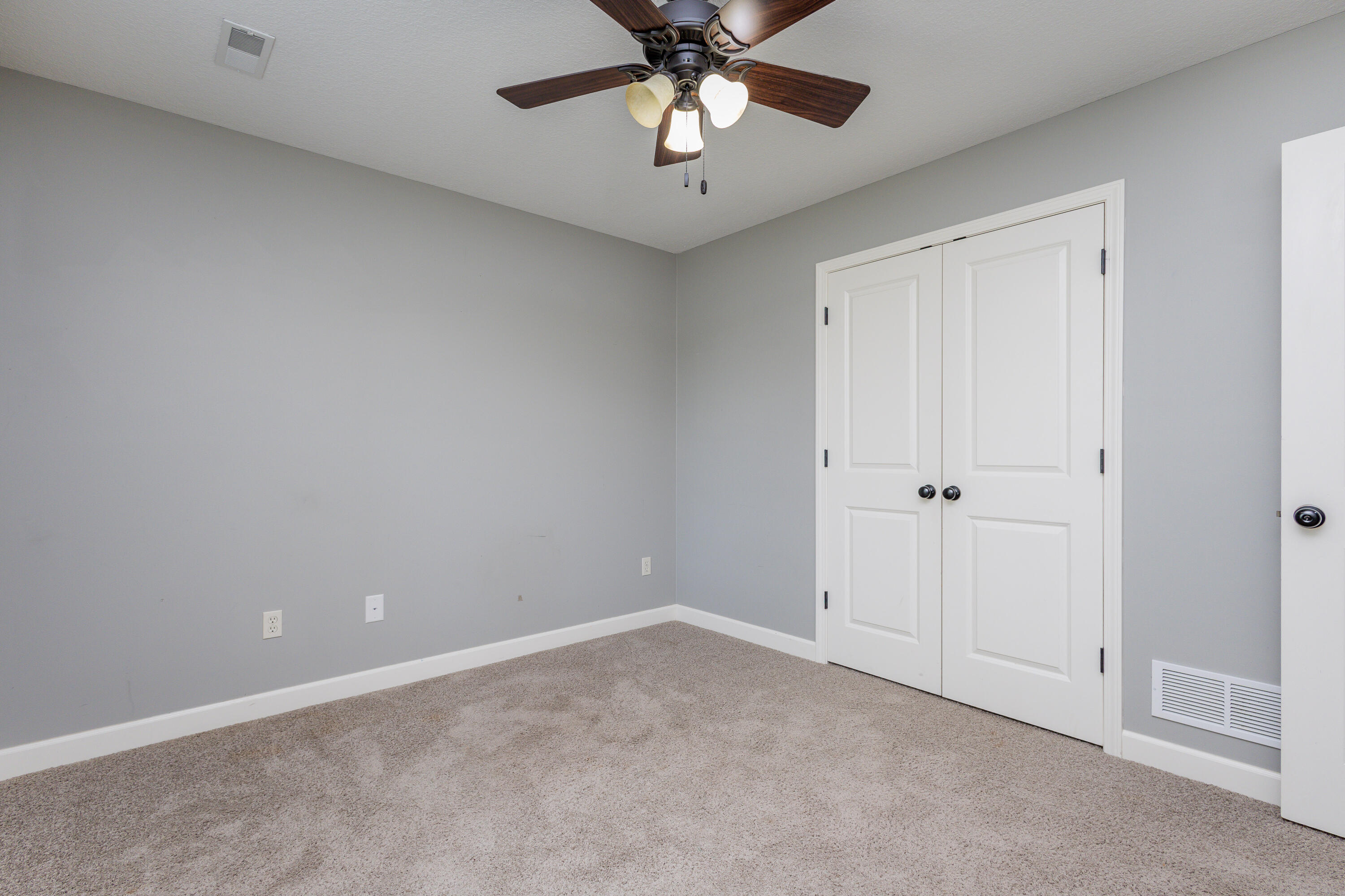 5910 Eagle Lake Dr Property Photo 18