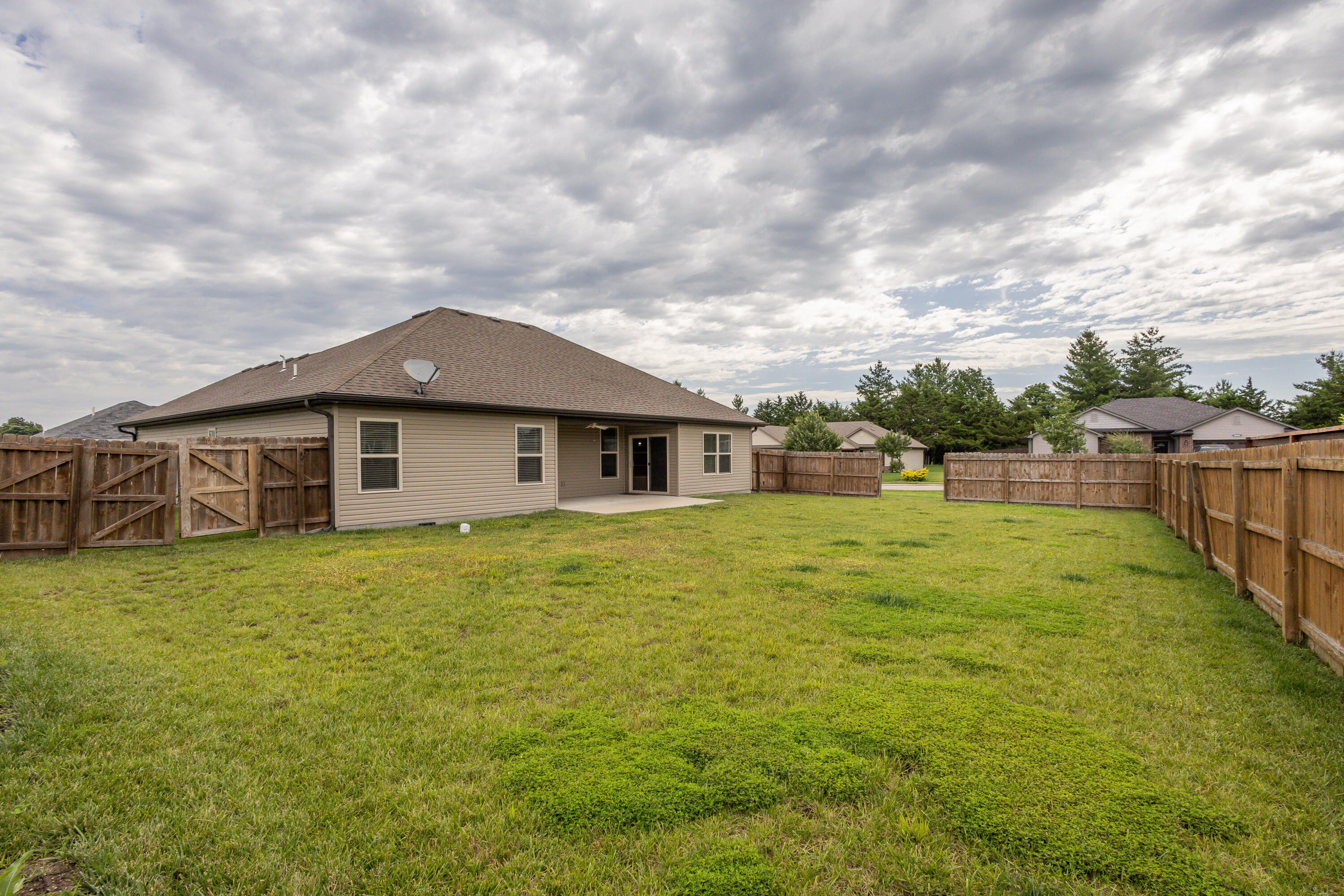 5910 Eagle Lake Dr Property Photo 19