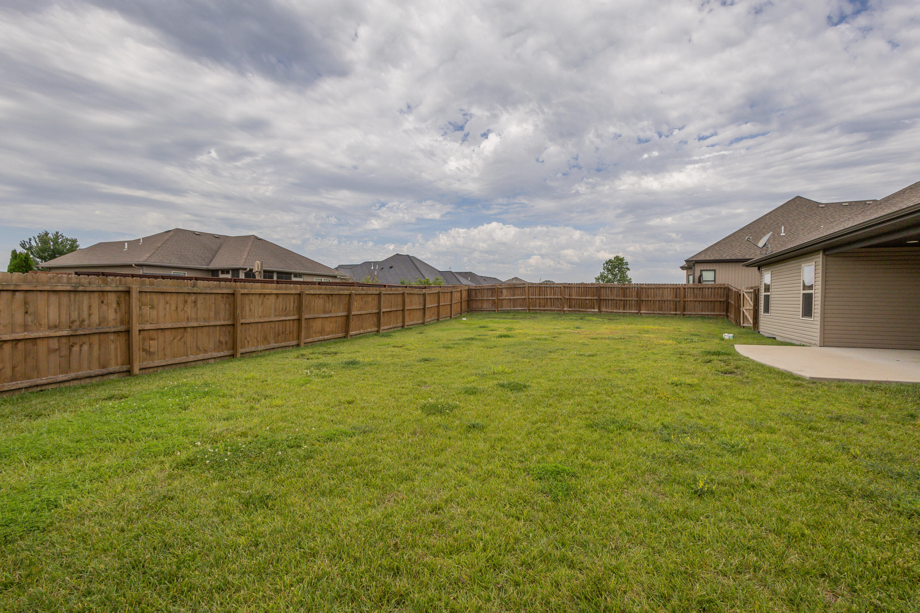 5910 Eagle Lake Dr Property Photo 22