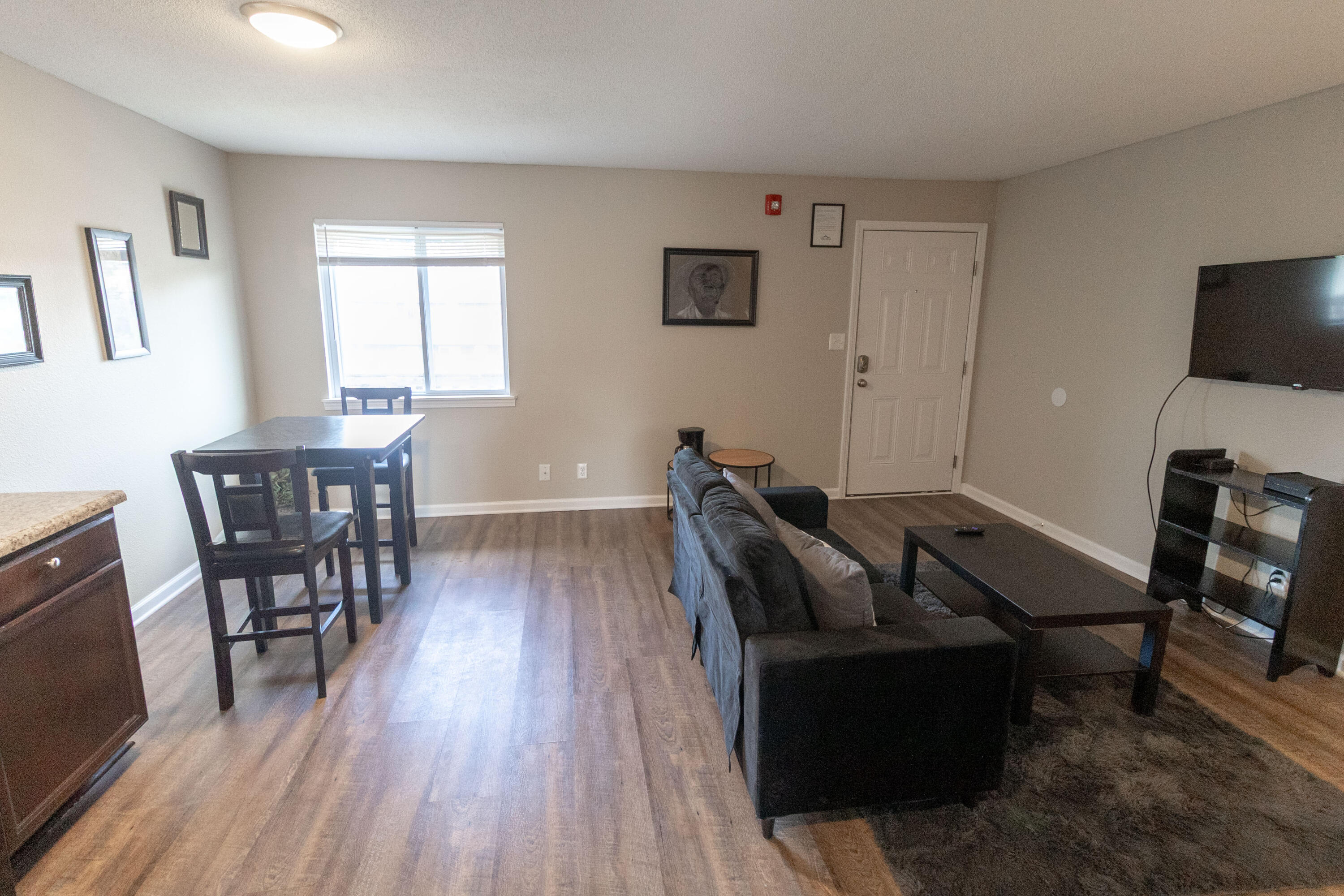 105 N Garth Ave 54 Property Photo 12