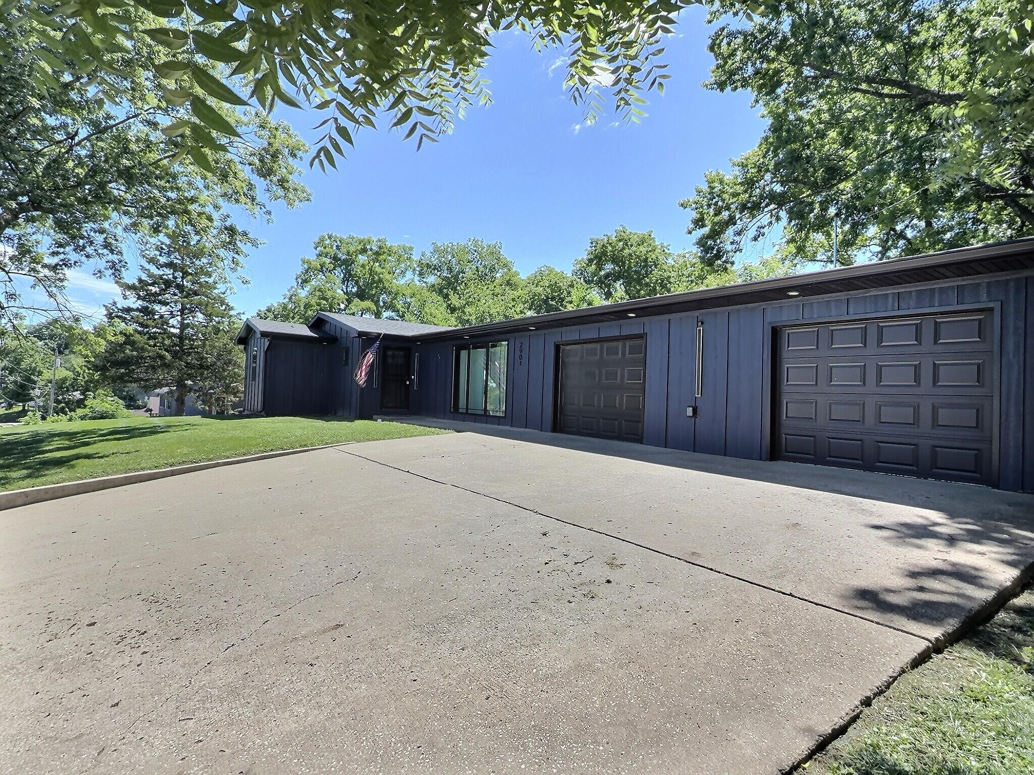 2901 Kenborg Property Photo 2