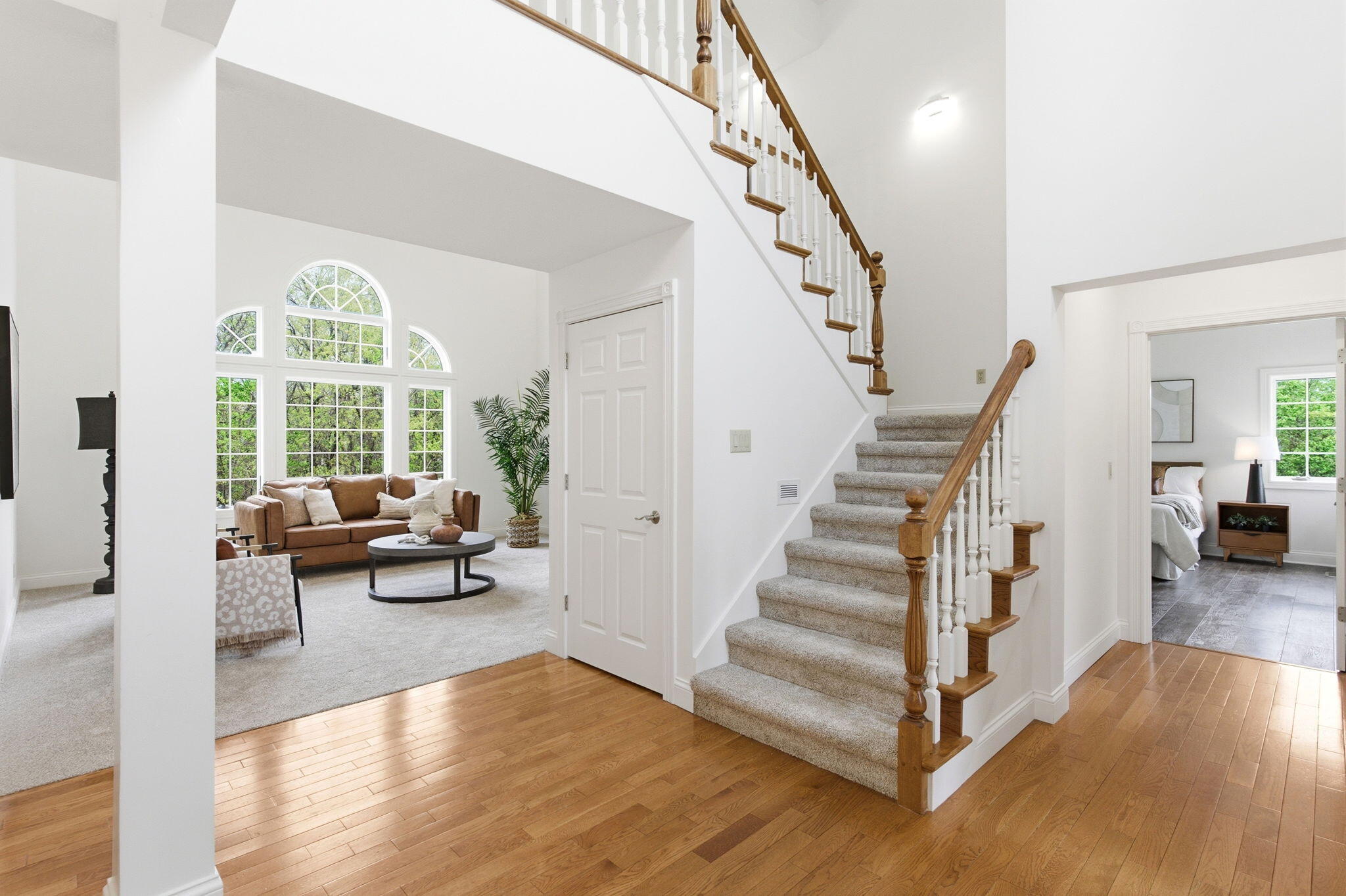 4551 E Ravens Ridge Dr Property Photo 3