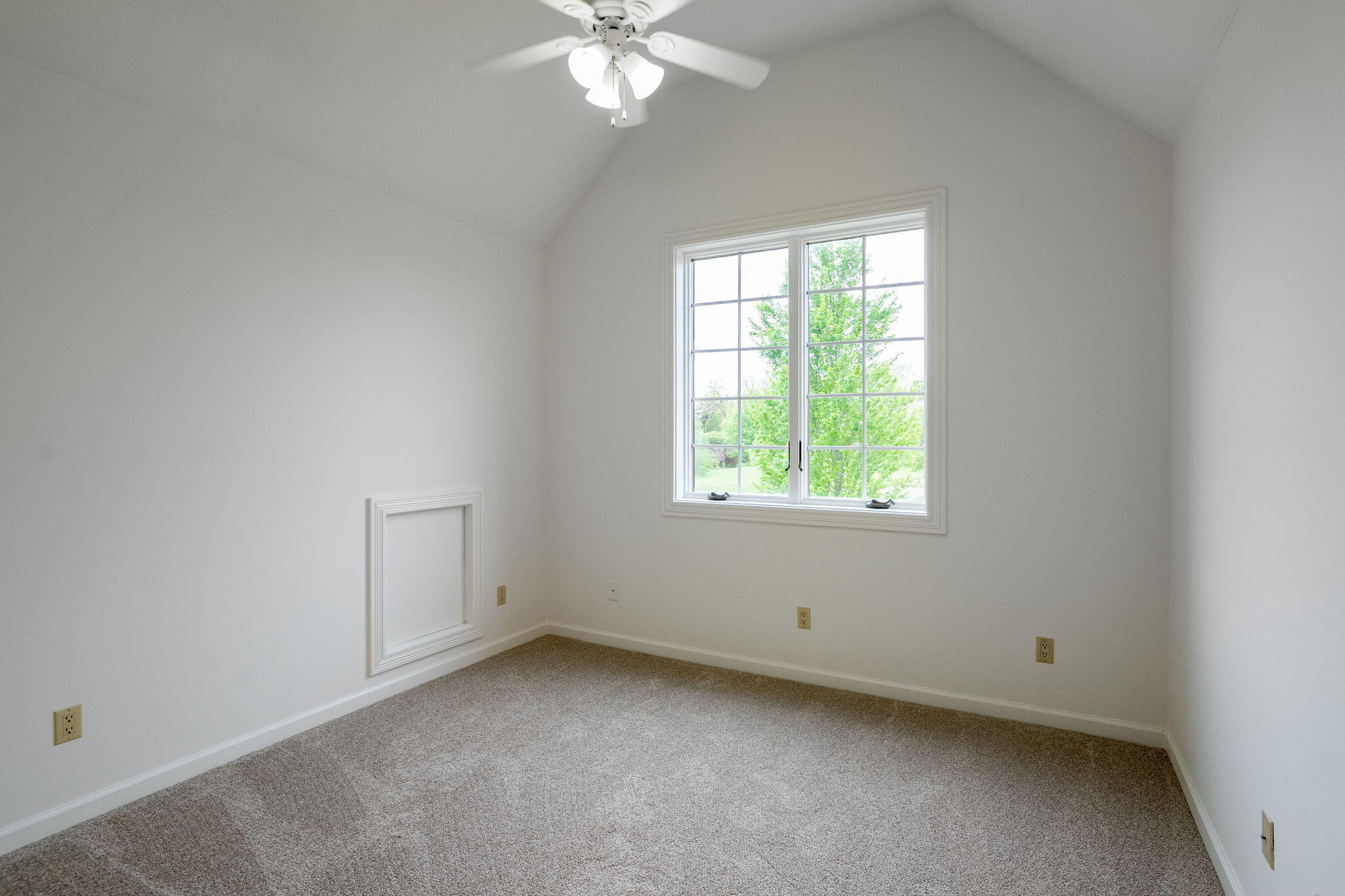4551 E Ravens Ridge Dr Property Photo 28