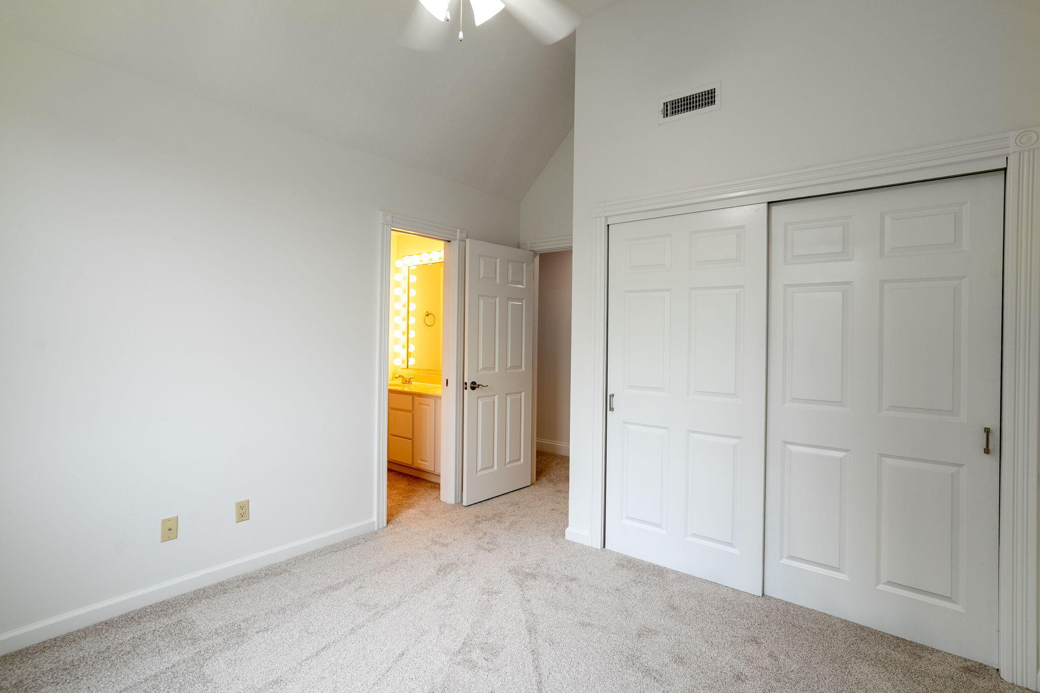 4551 E Ravens Ridge Dr Property Photo 29