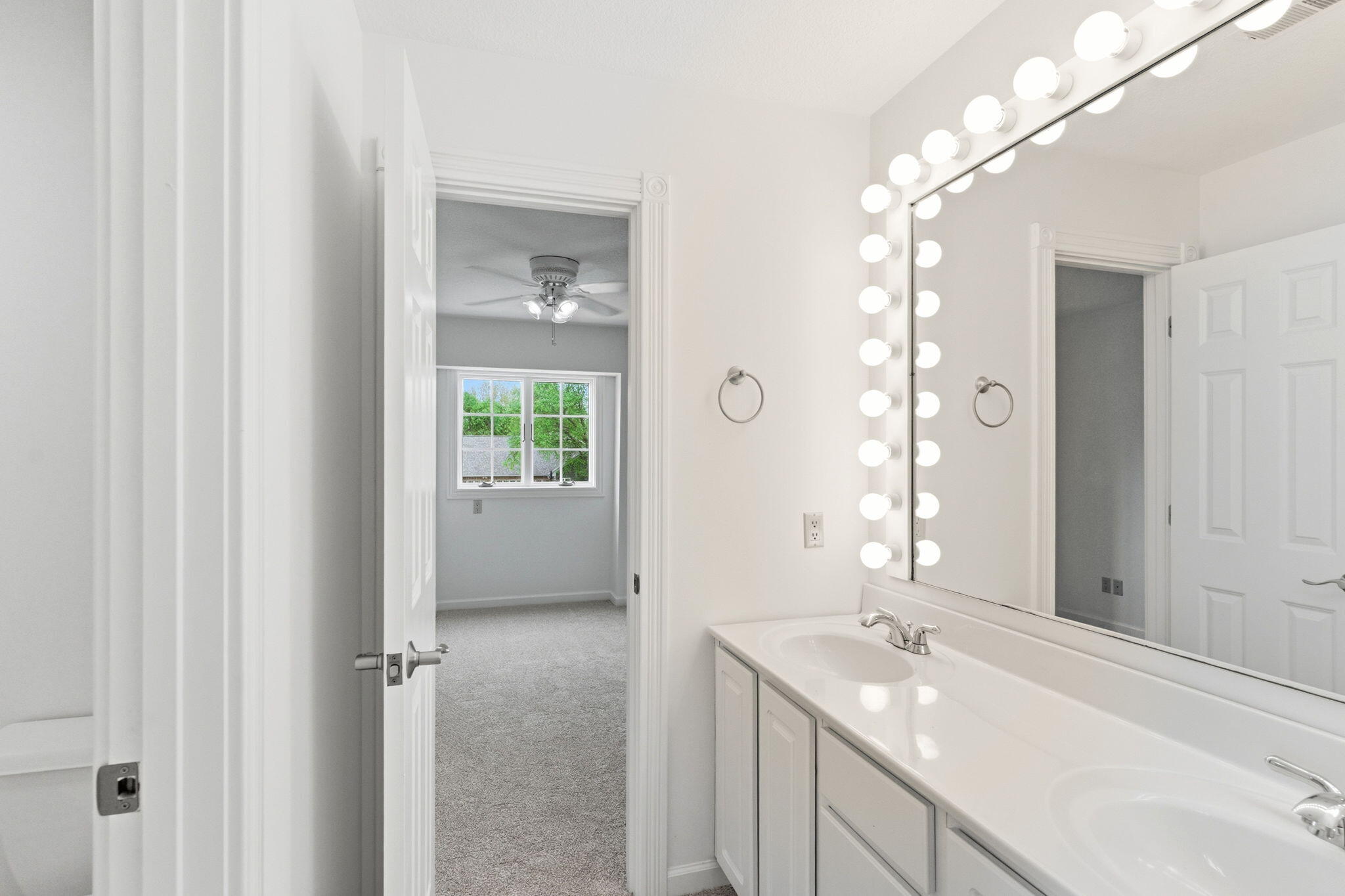4551 E Ravens Ridge Dr Property Photo 30
