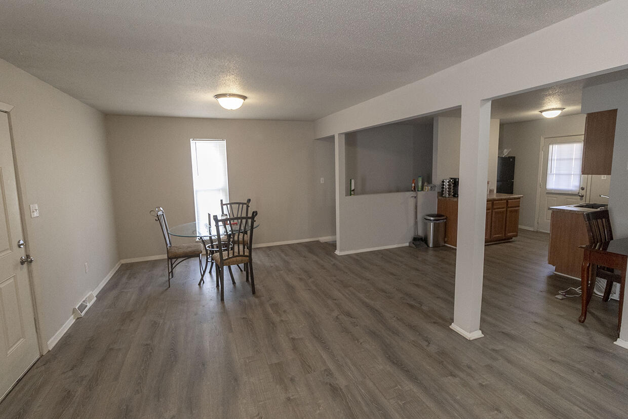 204 Wheaton Ct Property Photo 4