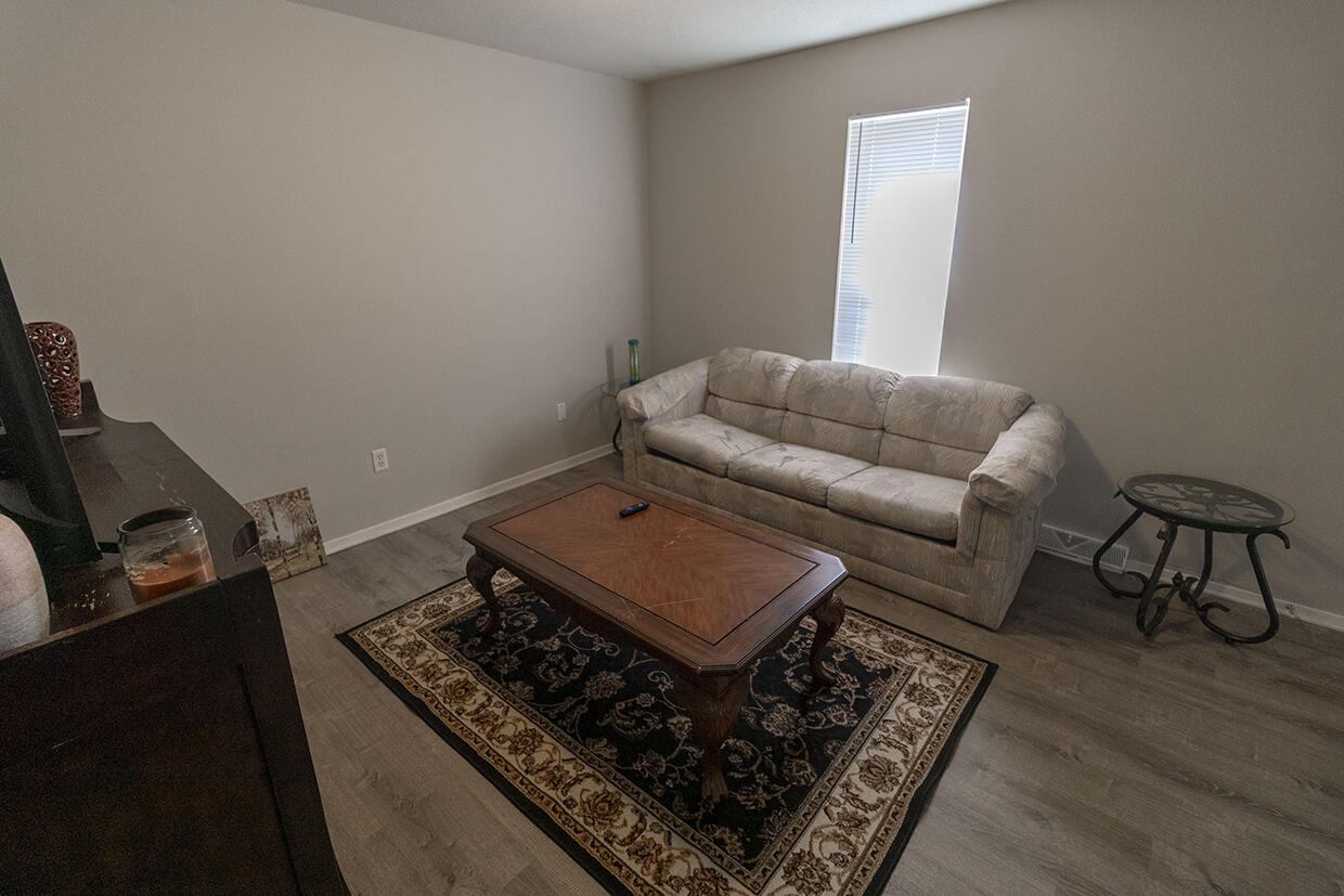 204 Wheaton Ct Property Photo 5
