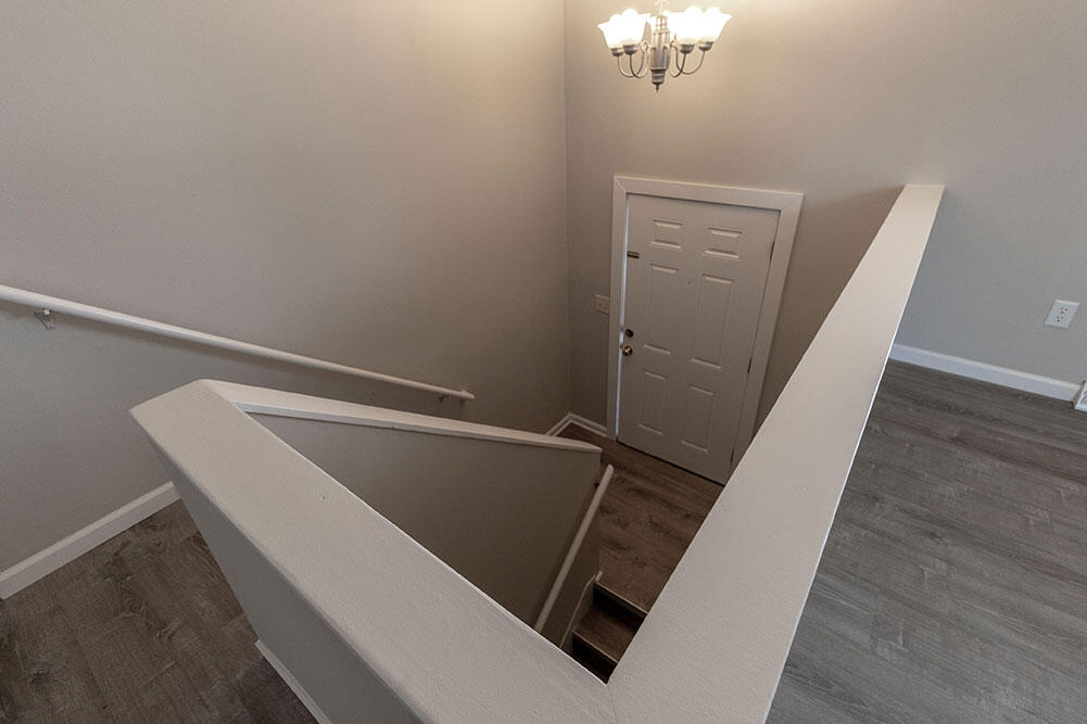7304 N Moberly Dr B Property Photo 3