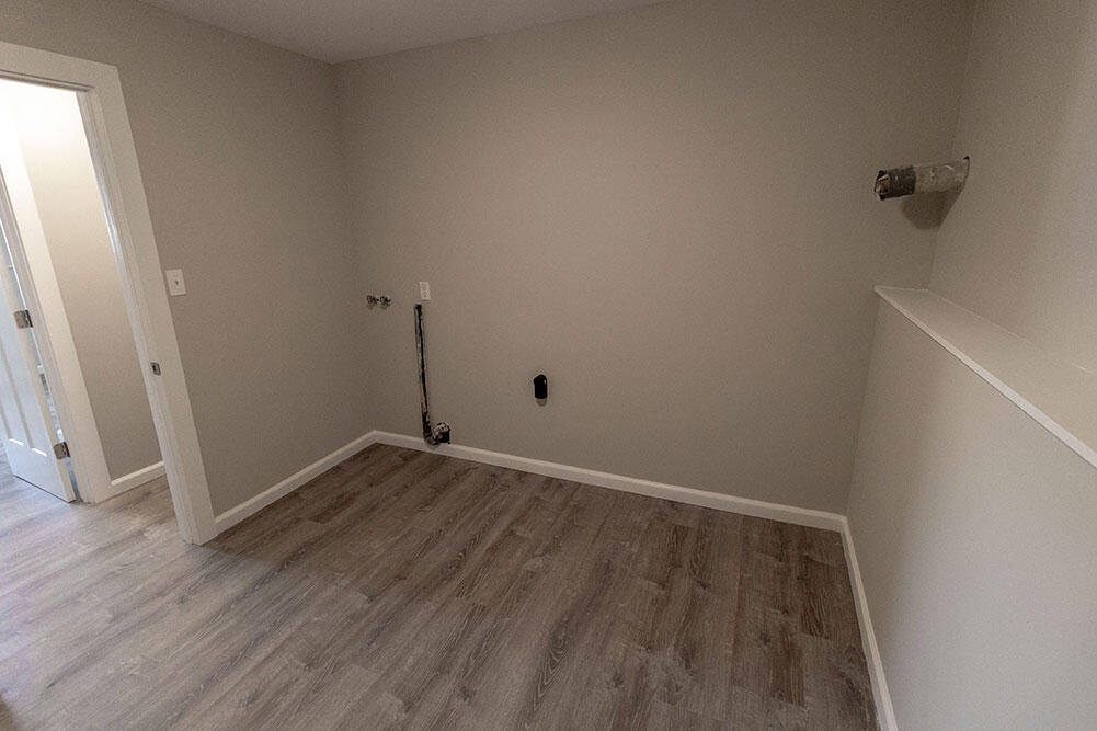 7304 N Moberly Dr B Property Photo 18