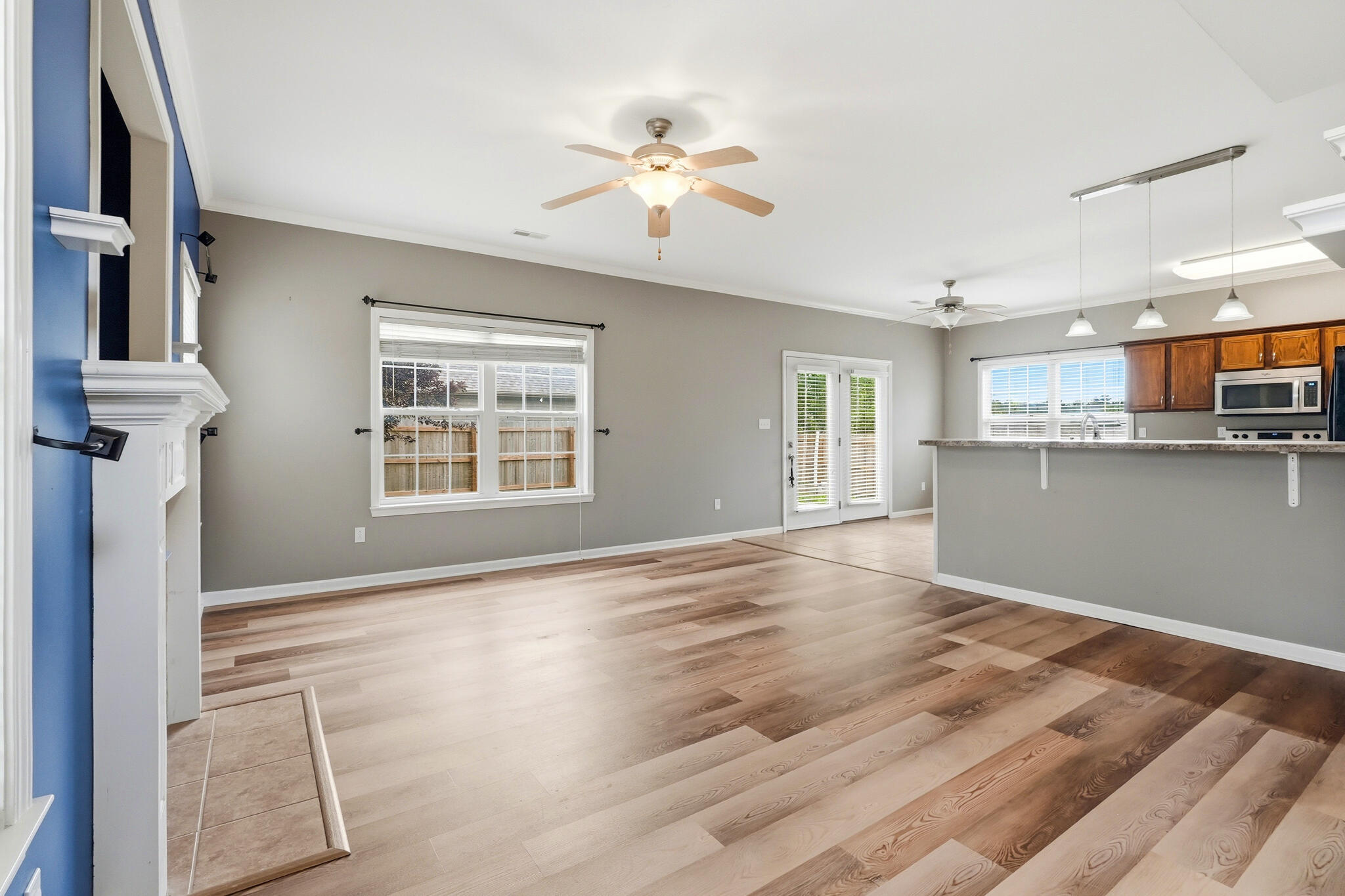 208 Port Way Property Photo 6