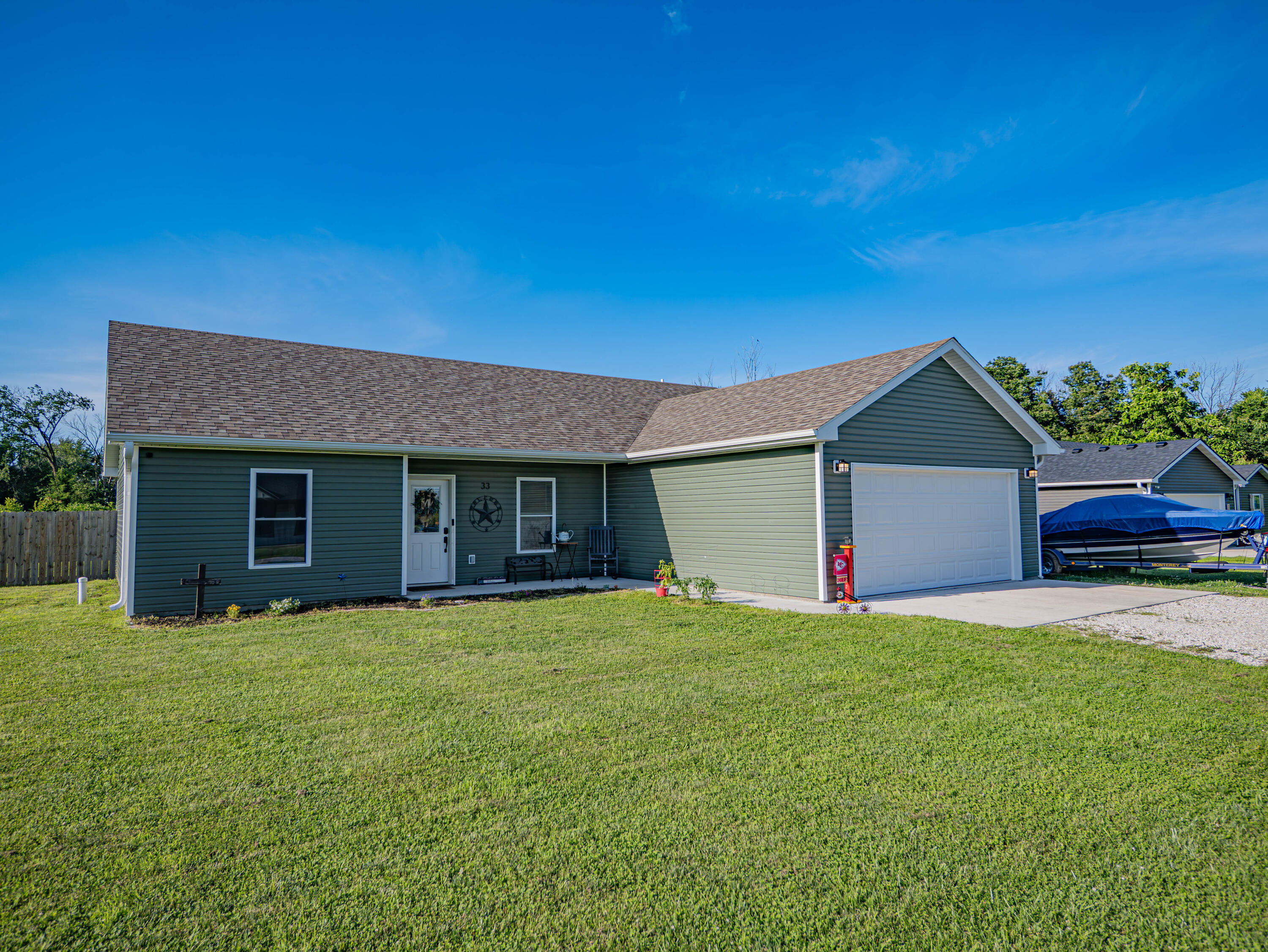 33 Andy Ct Property Photo 1
