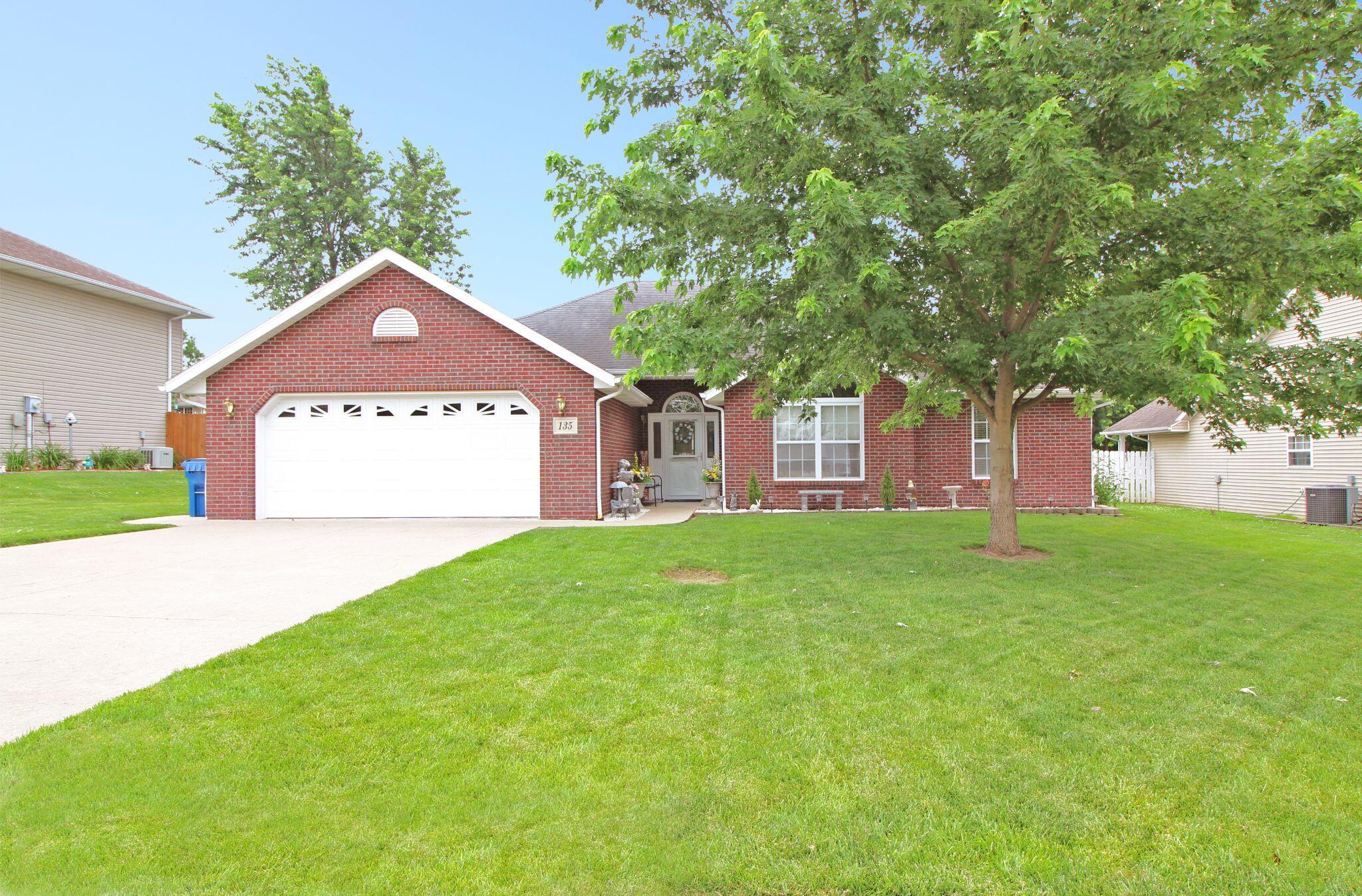 135 Spring Ave Property Photo 1